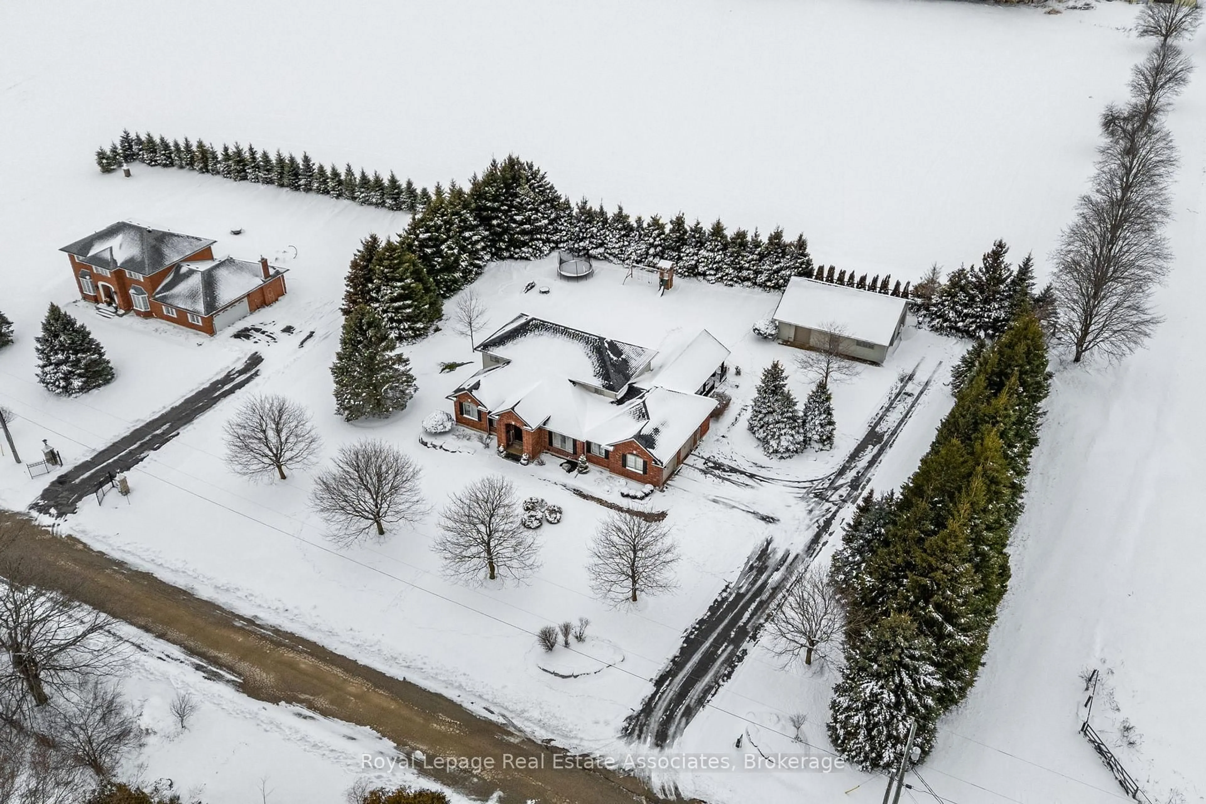 A pic from outside/outdoor area/front of a property/back of a property/a pic from drone, street for 7454 Conservation Rd, Guelph/Eramosa Ontario N1H 6J2