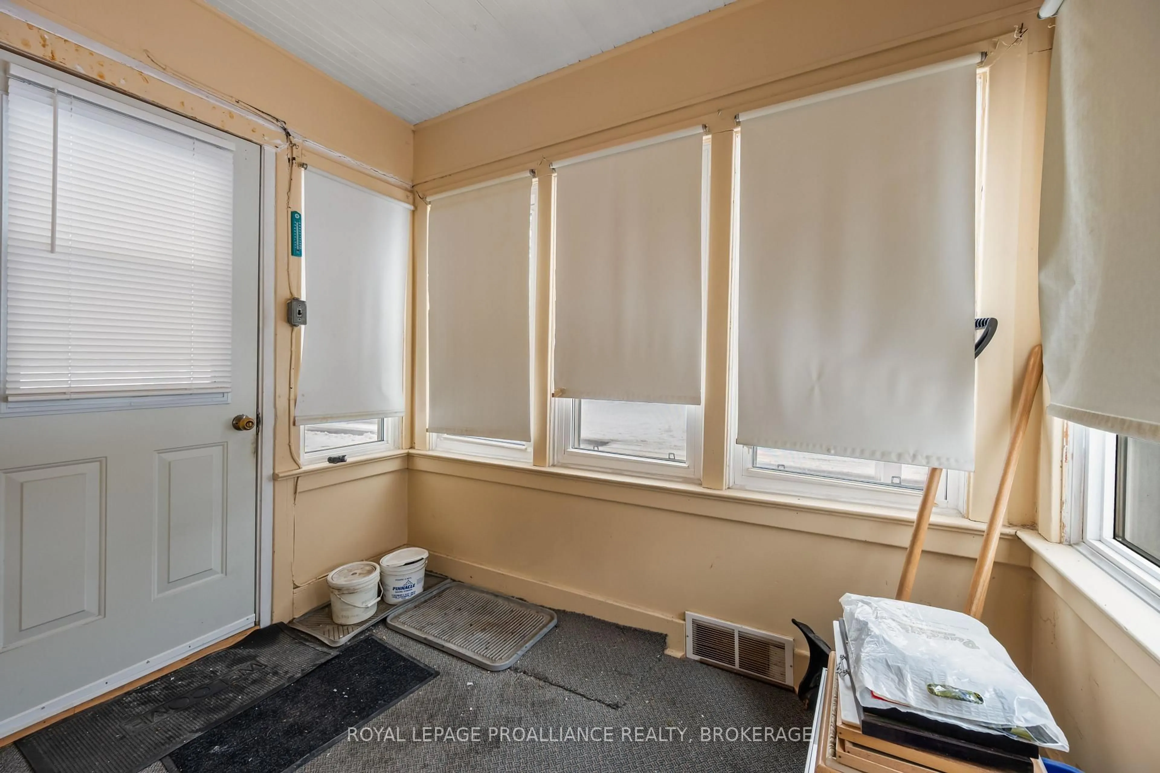 A pic of a room for 31 Toronto St, Kingston Ontario K7L 4A3