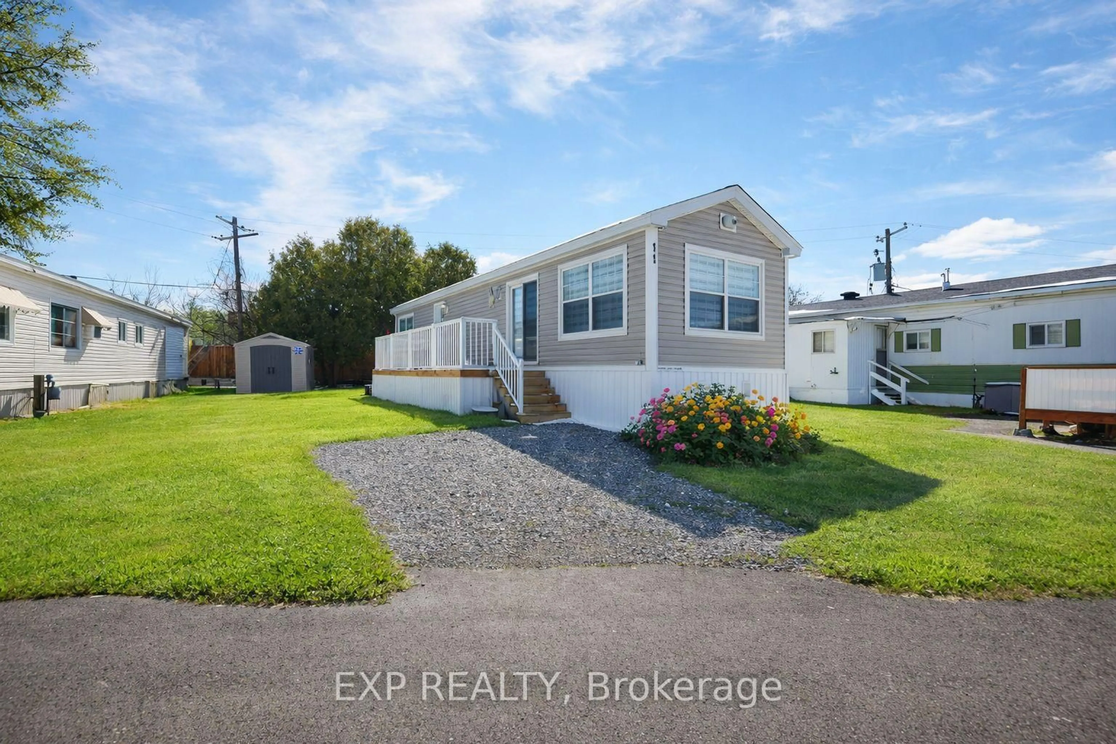 Unknown for 11 Bonner St, Nepean Ontario K2H 7S9