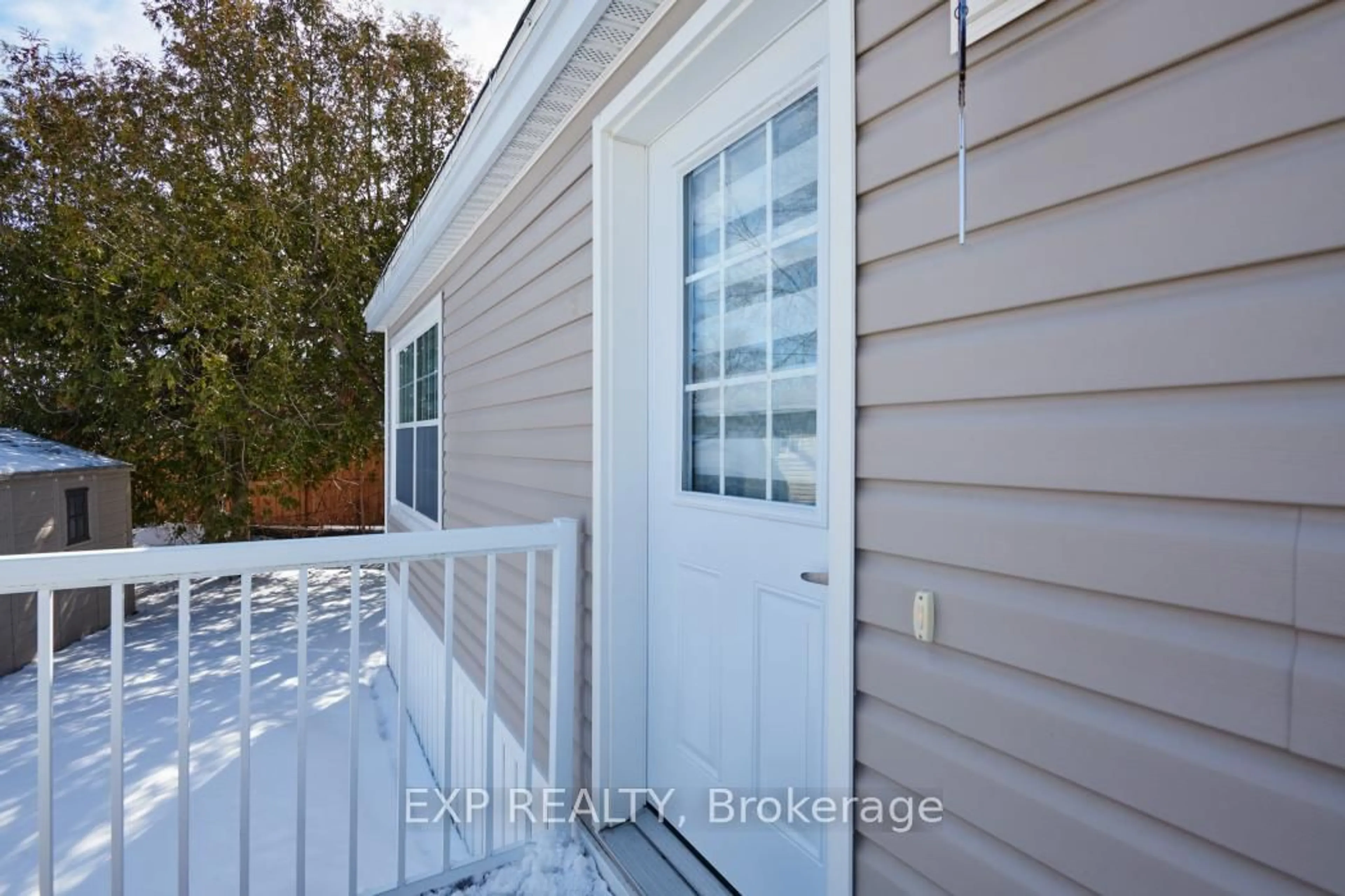 Unknown for 11 Bonner St, Nepean Ontario K2H 7S9