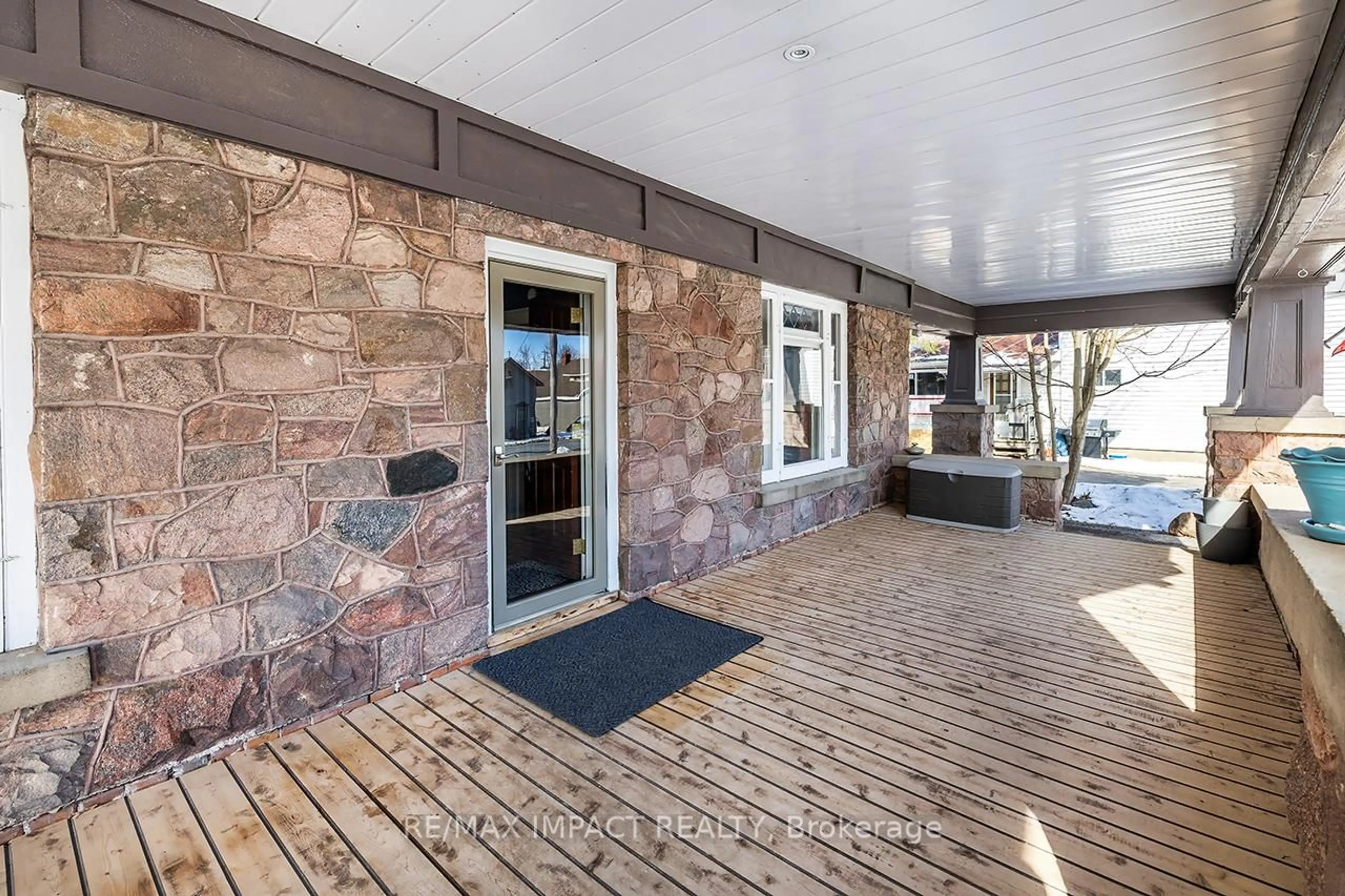 Unknown for 342 Metcalf St, Tweed Ontario K0K 3J0