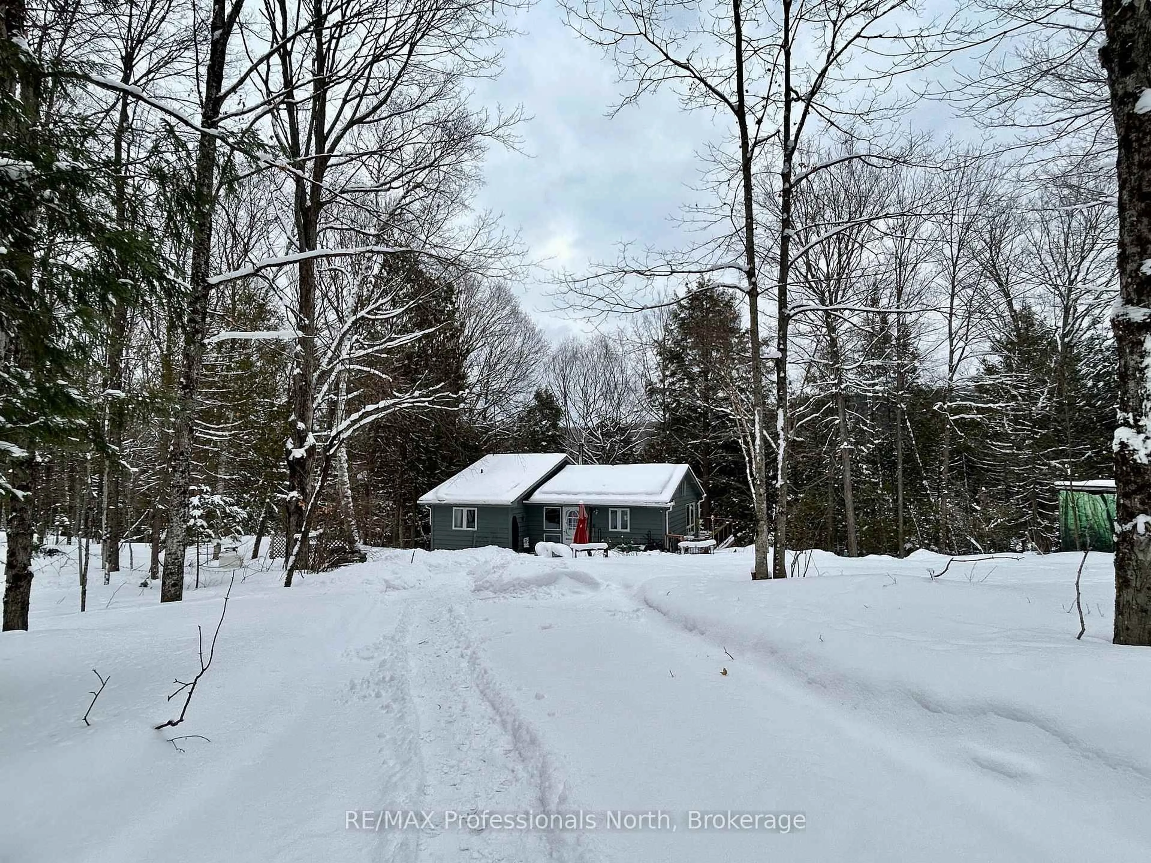 Unknown for 1048 Elk Dr, Dysart et al Ontario K0M 1S0