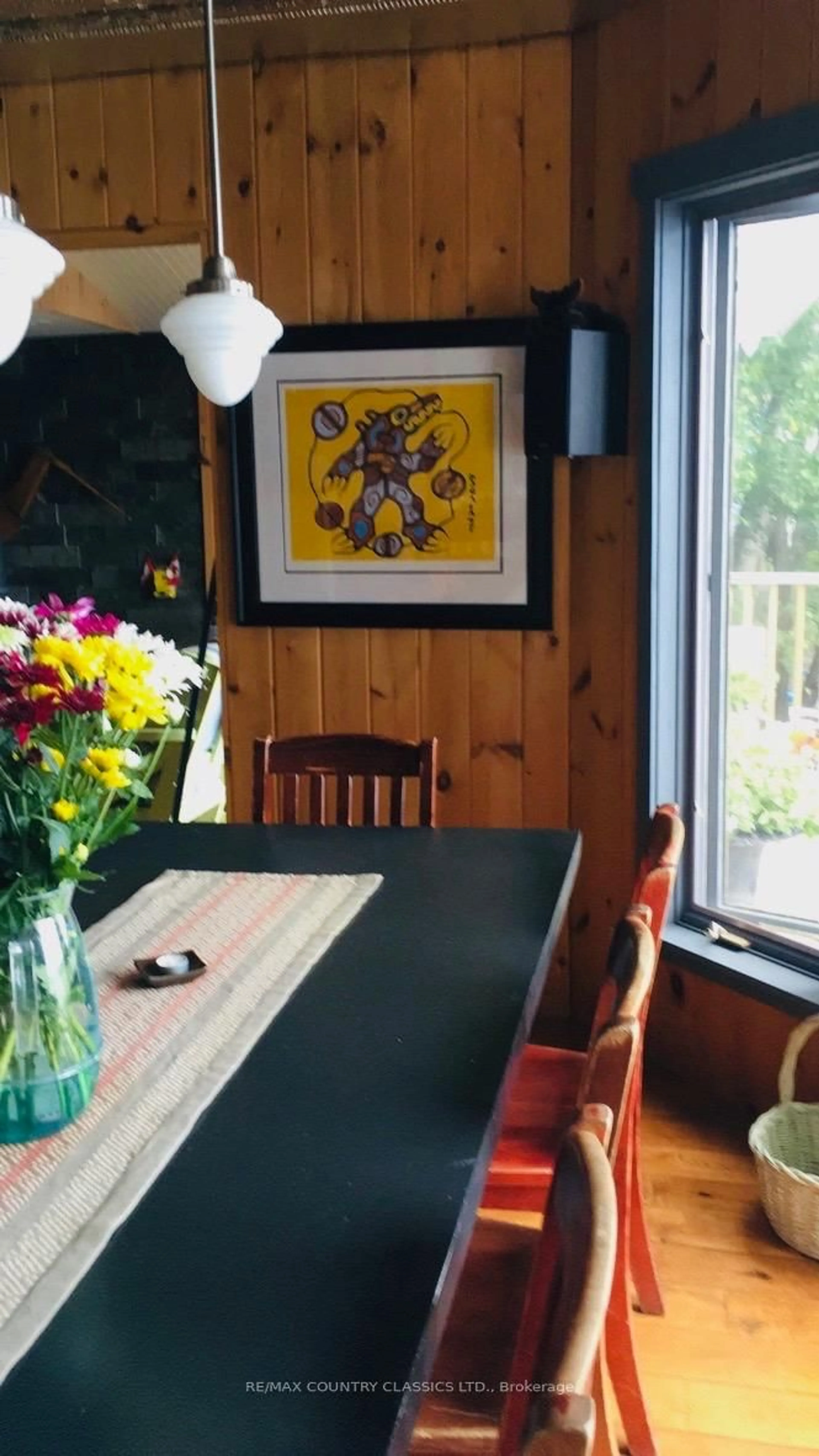 Dining room, wood/laminate floor for 649 Anst Lake WAO, North Kawartha Ontario K0L 1A0