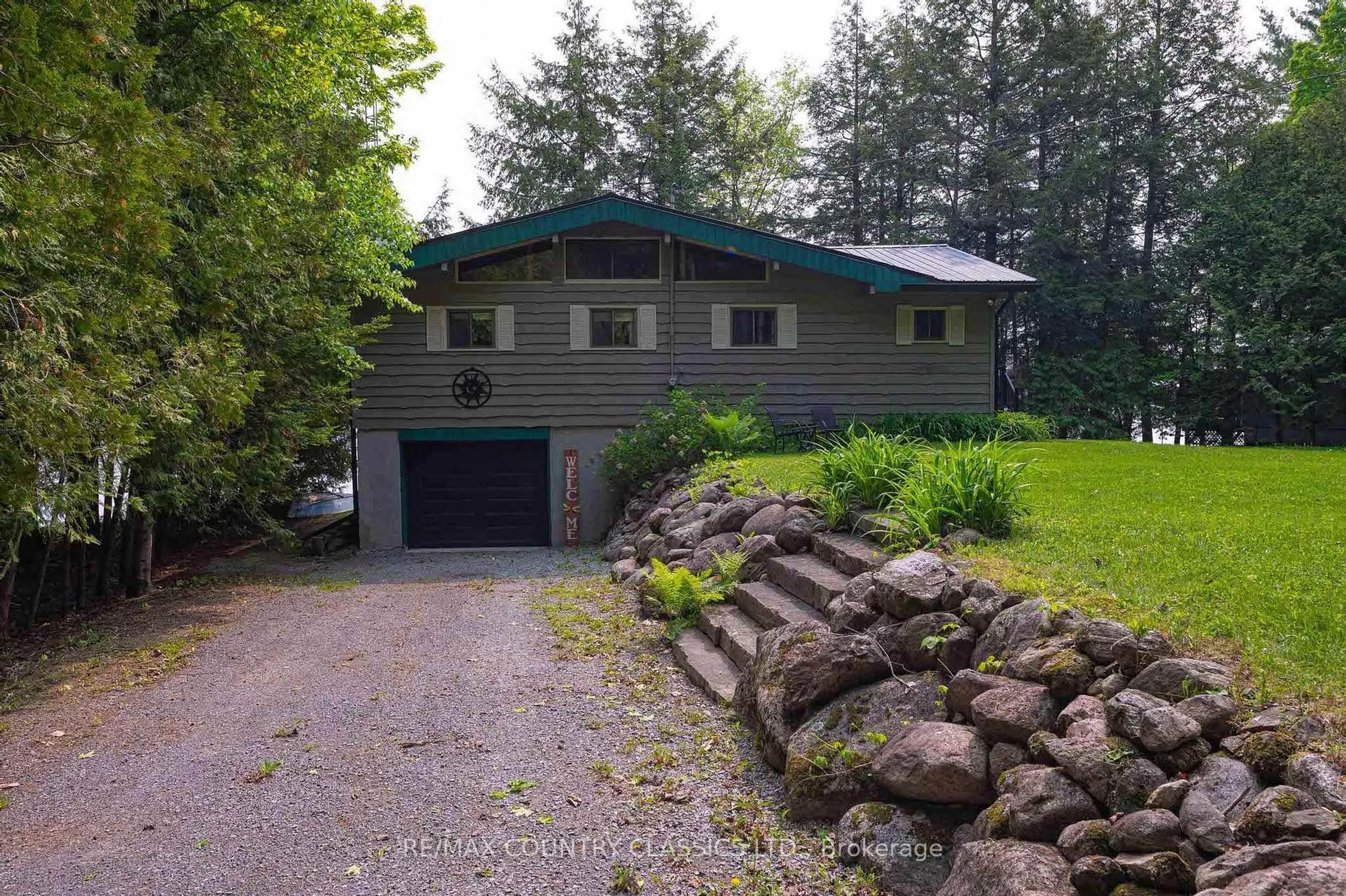 A pic from outside/outdoor area/front of a property/back of a property/a pic from drone, unknown for 217 Moffat Rd, North Kawartha Ontario K0L 1A0