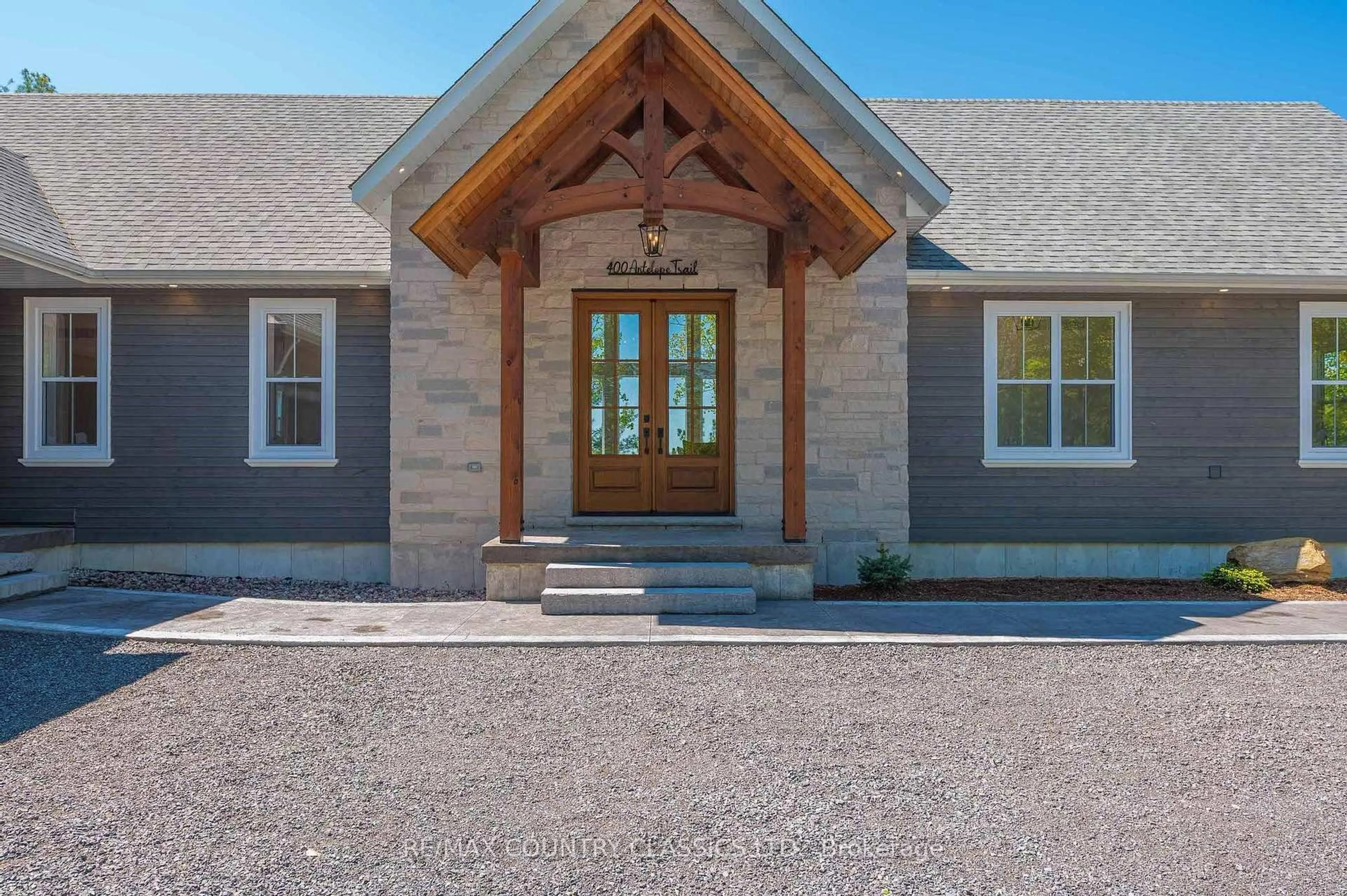 Home with brick exterior material, unknown for 400 Antelope Tr, North Kawartha Ontario K0L 1A0