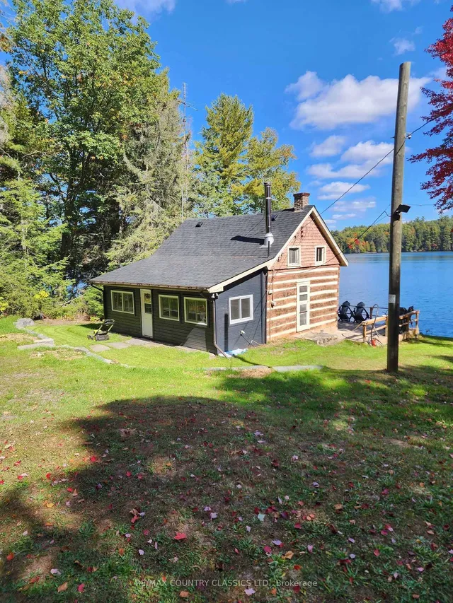 24 Daniels Lane, North Kawartha 2