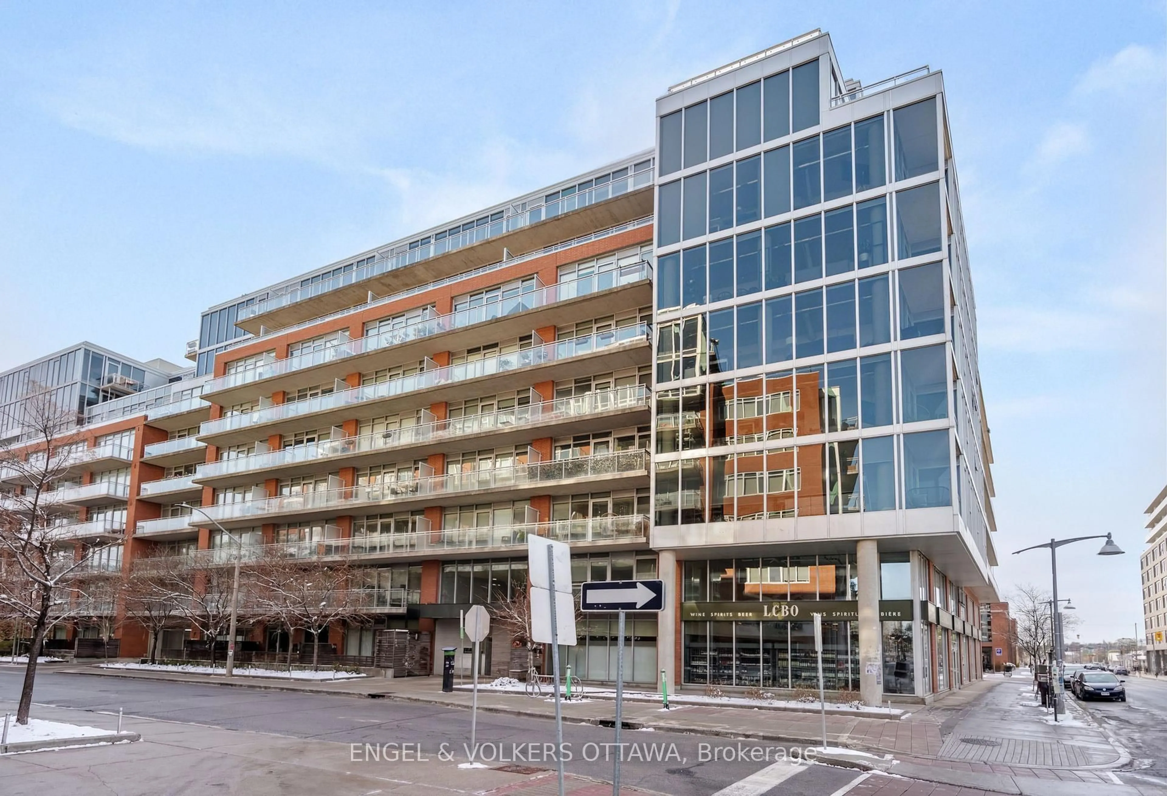 Unknown for 360 Mcleod St #603, Ottawa Ontario K2P 1A9