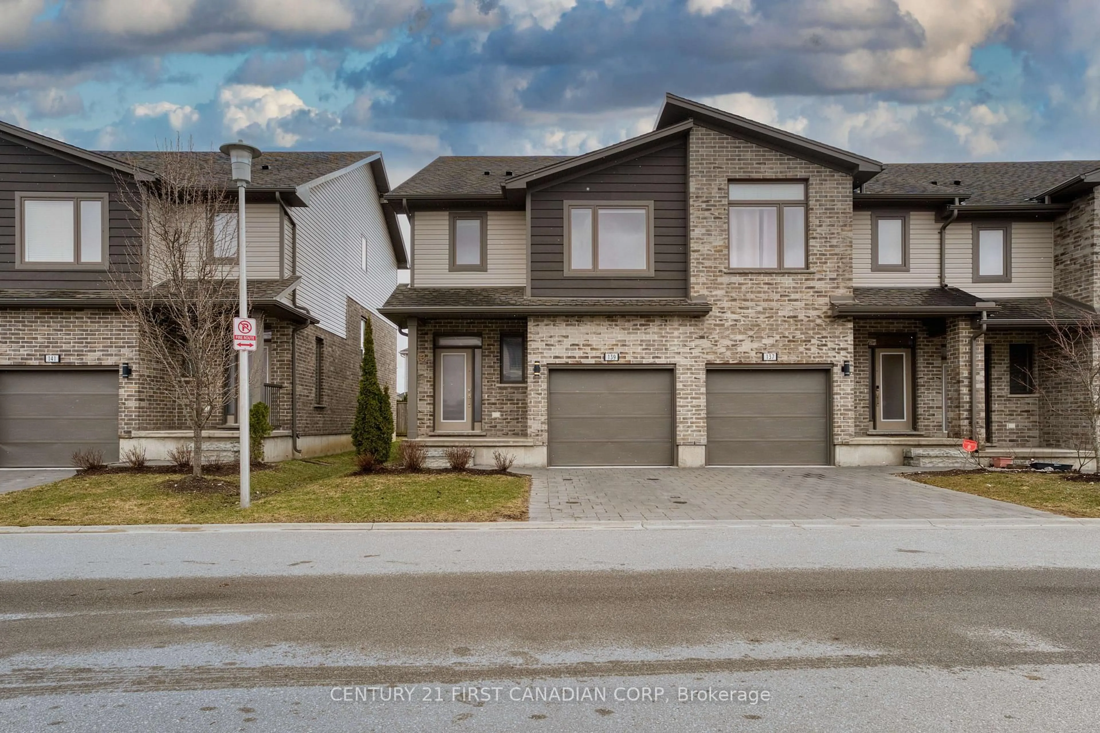 Home with brick exterior material, street for 1960 Dalmagarry Rd #139, London North Ontario N6G 0A6
