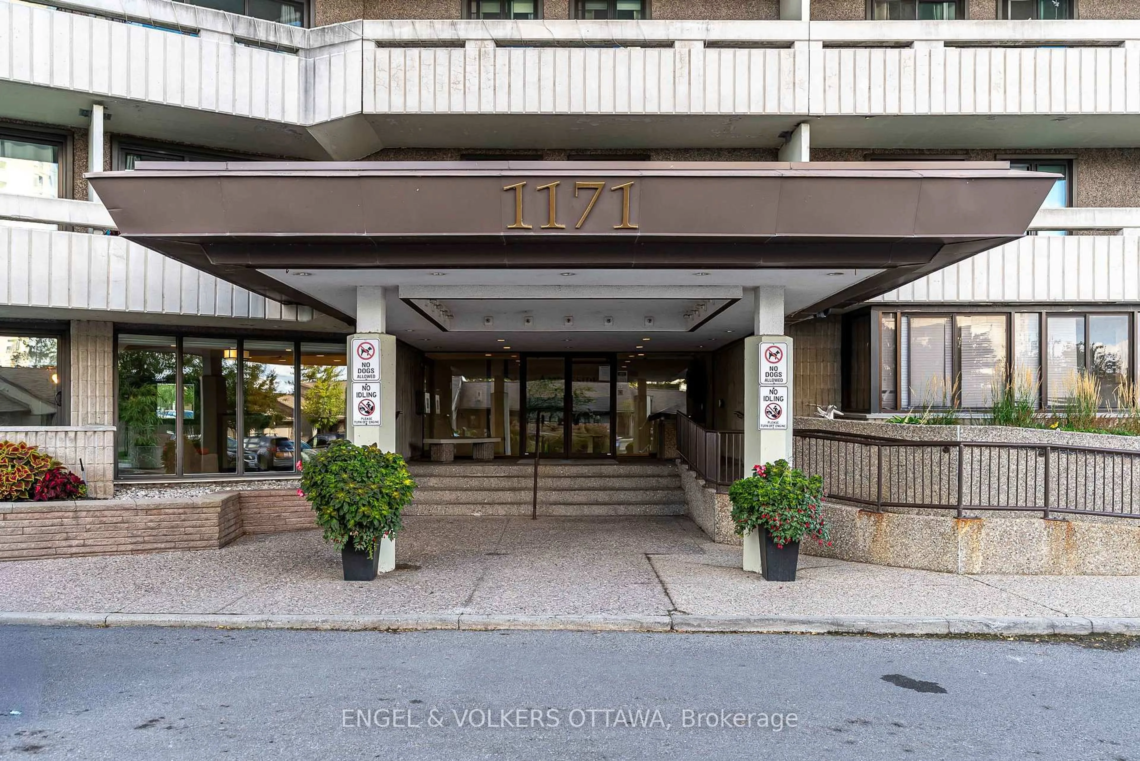 Unknown for 1171 Ambleside Dr #606, Ottawa Ontario K2B 8E1