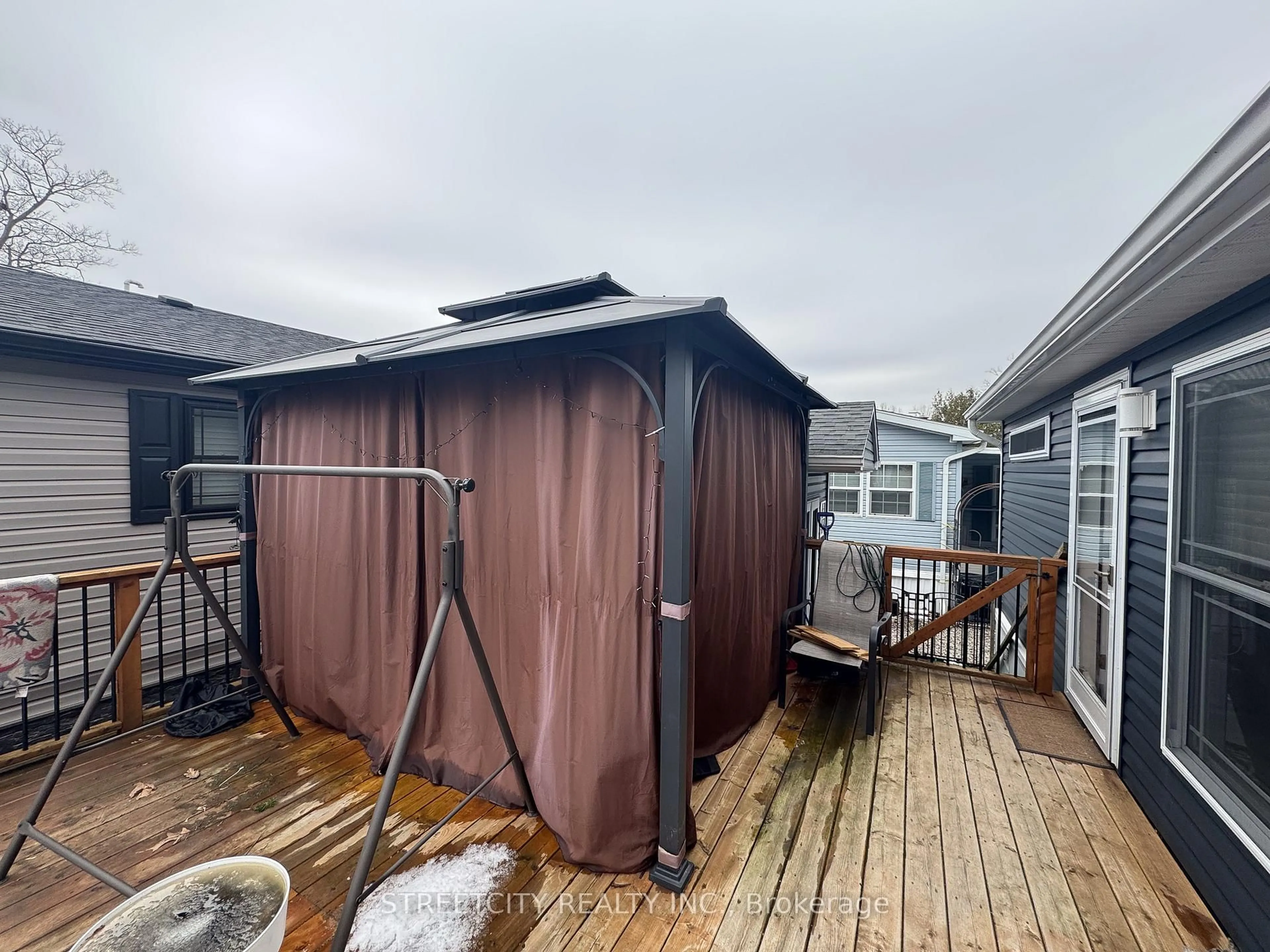 Shed for 22790 Amiens Rd, Middlesex Centre Ontario N0L 1R0