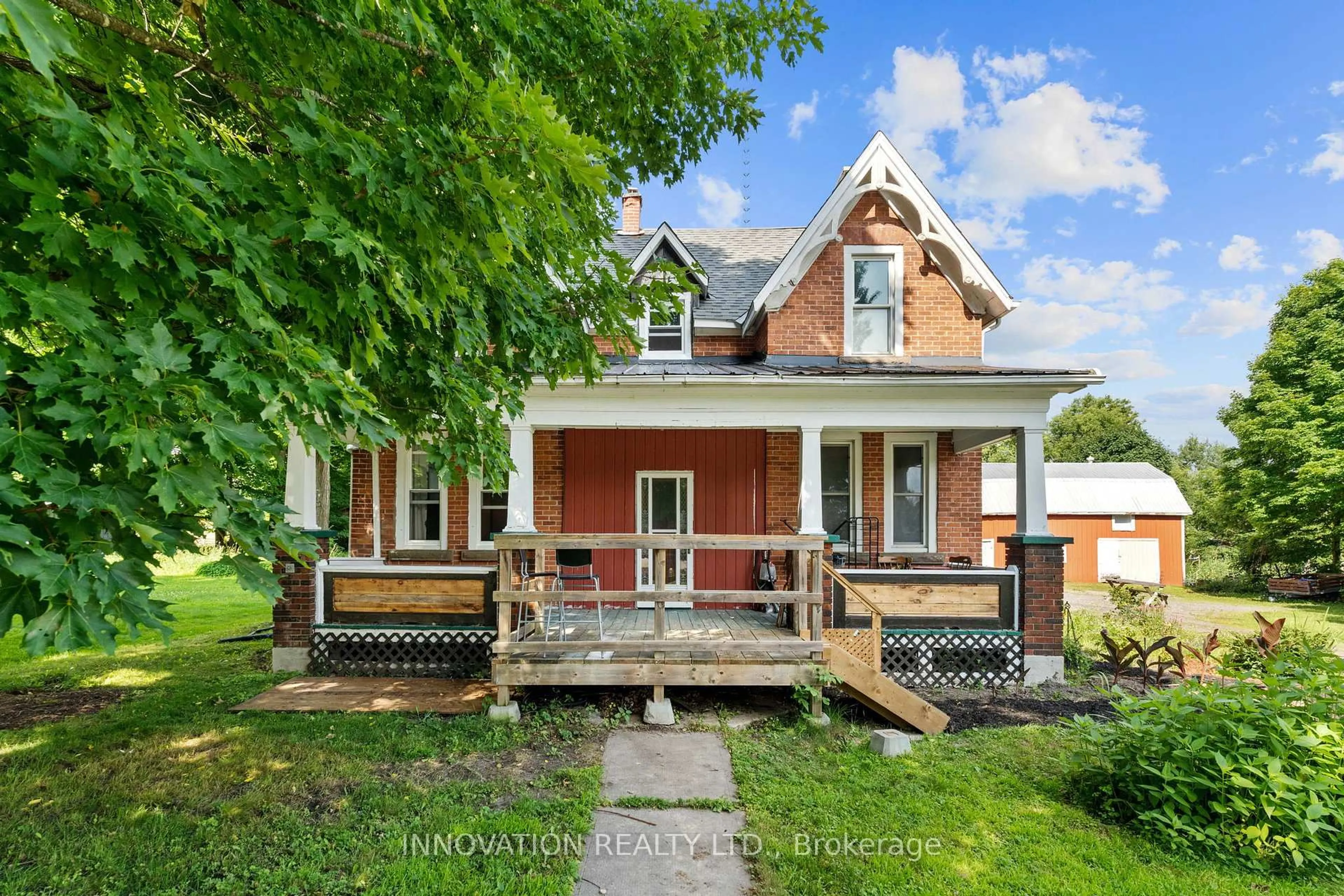 Home with brick exterior material, street for 2010 Concession 6c Lanark Rd, Lanark Ontario K0G 1K0