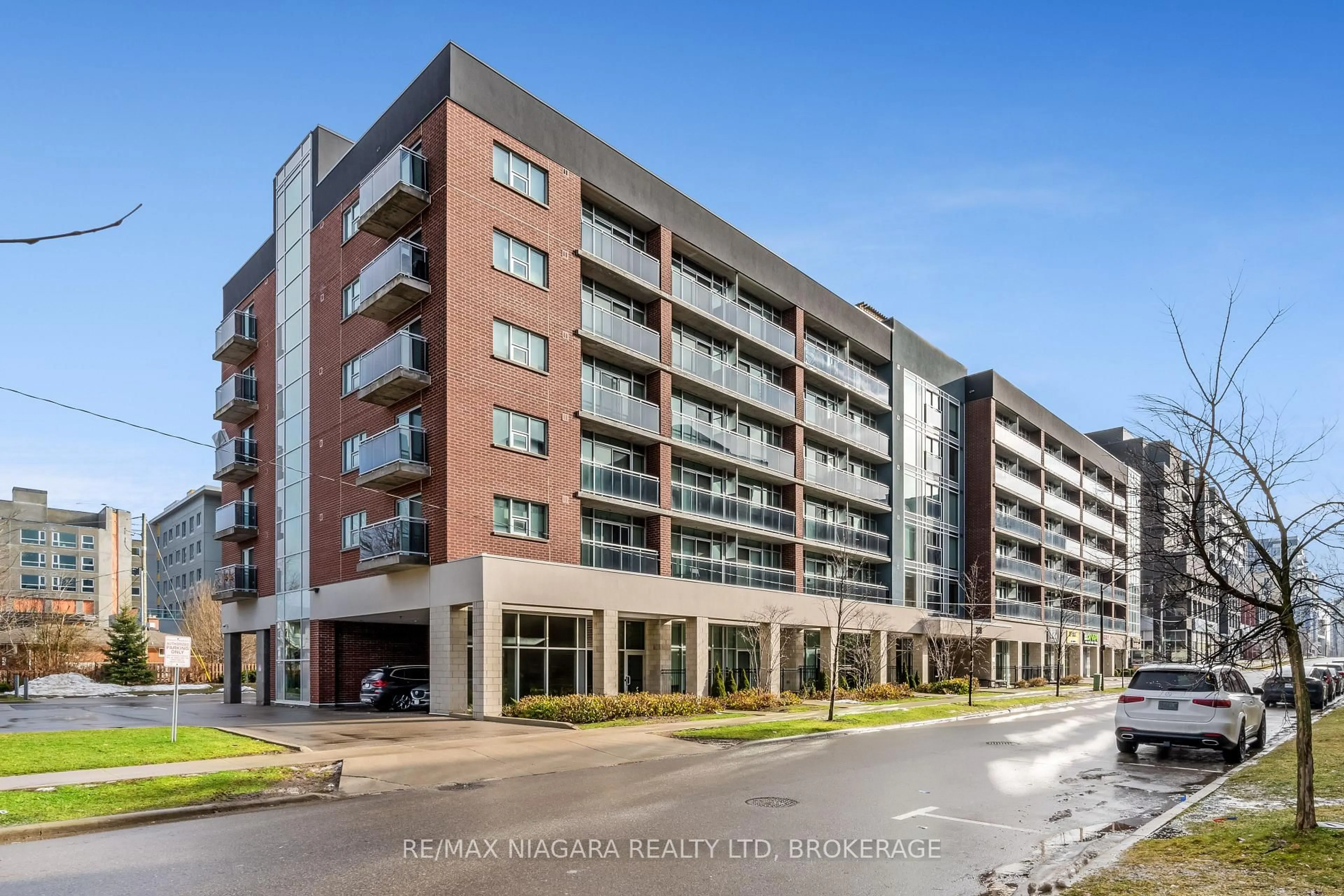 Unknown for 308 Lester St #504, Waterloo Ontario N2L 3W6