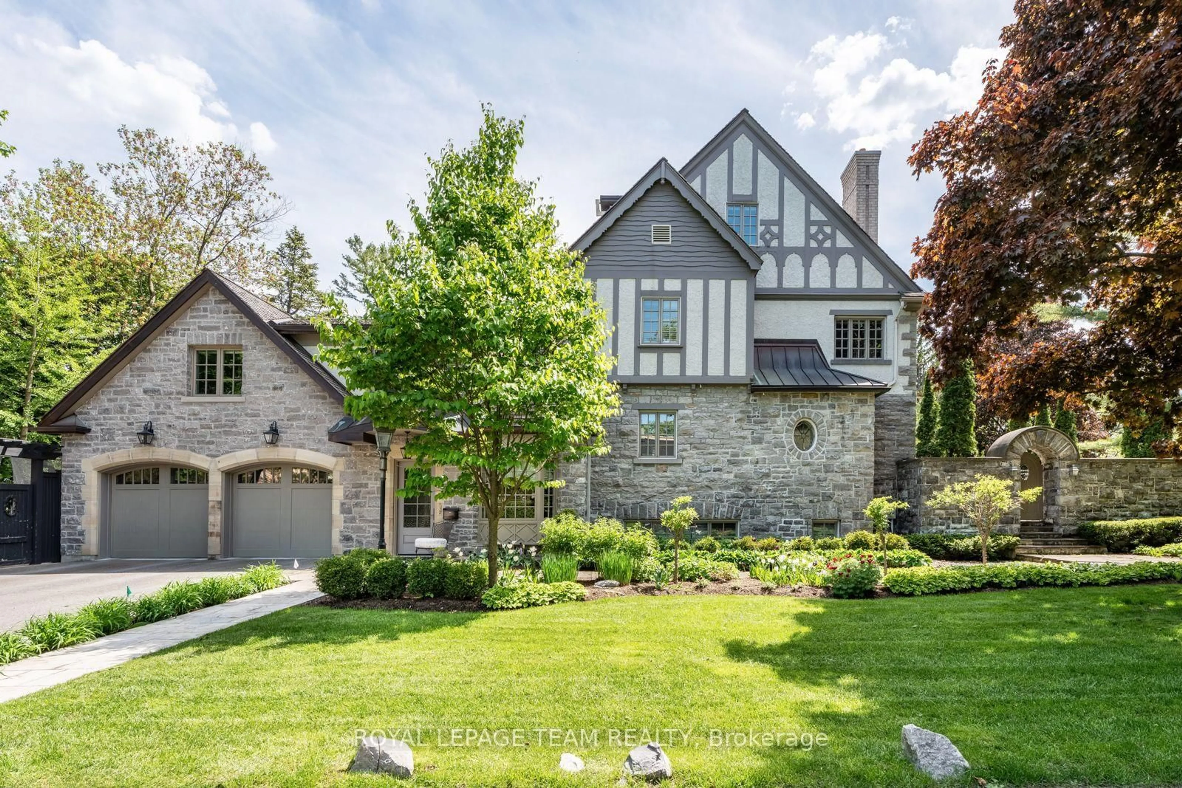 Home with brick exterior material, street for 480 Manor Ave, Ottawa Ontario K1M 0H9