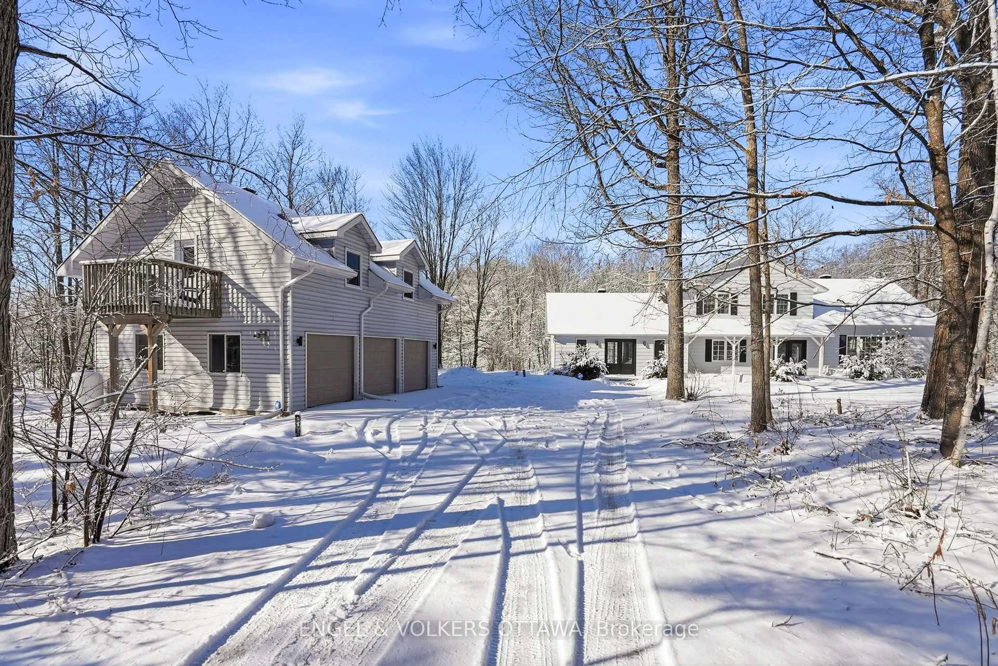 A pic from outside/outdoor area/front of a property/back of a property/a pic from drone, street for 3415 Torbolton Ridge Rd, Ottawa Ontario K0A 3M0