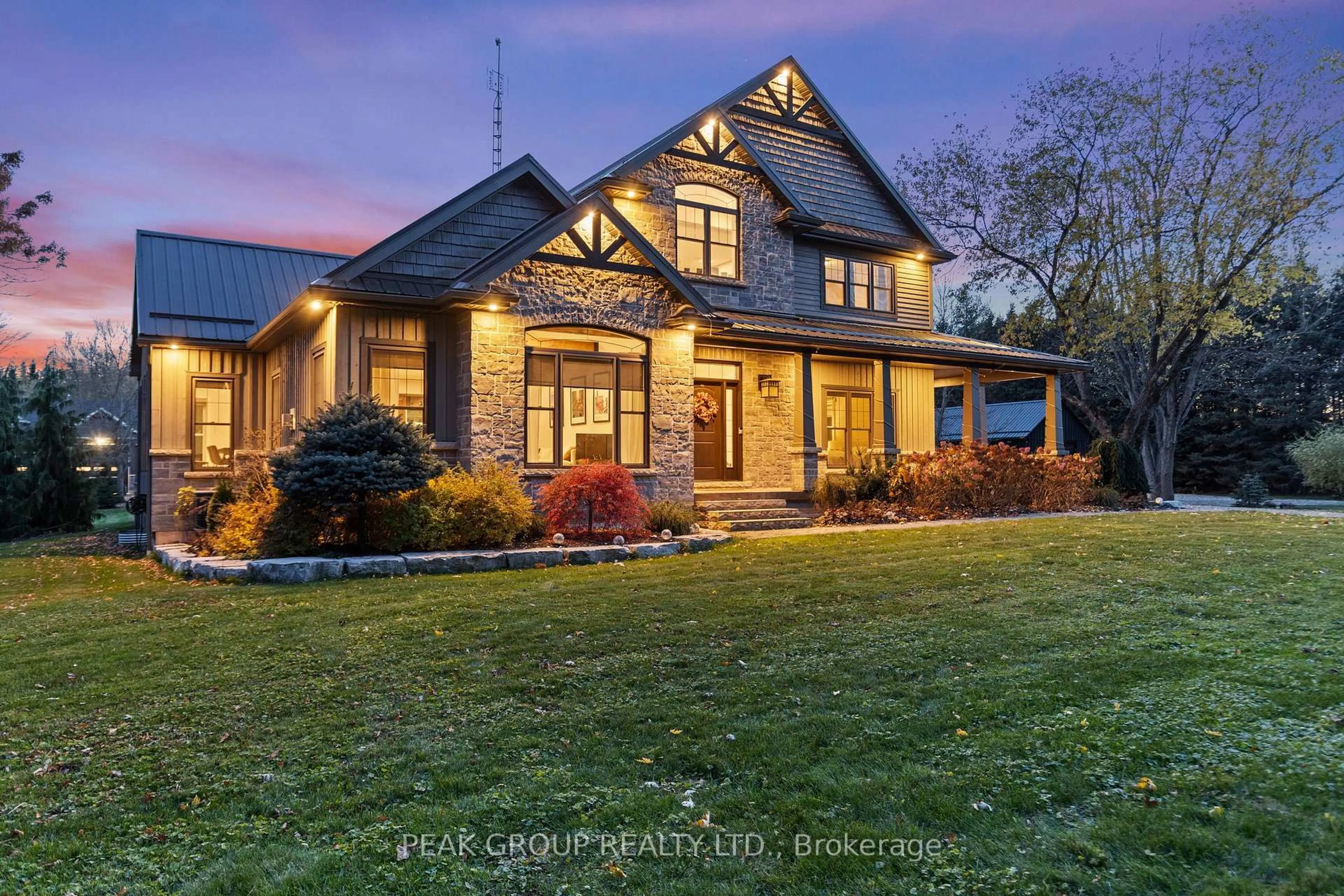 Home with brick exterior material, unknown for 662 Foss Rd, Pelham Ontario L0S 1C0