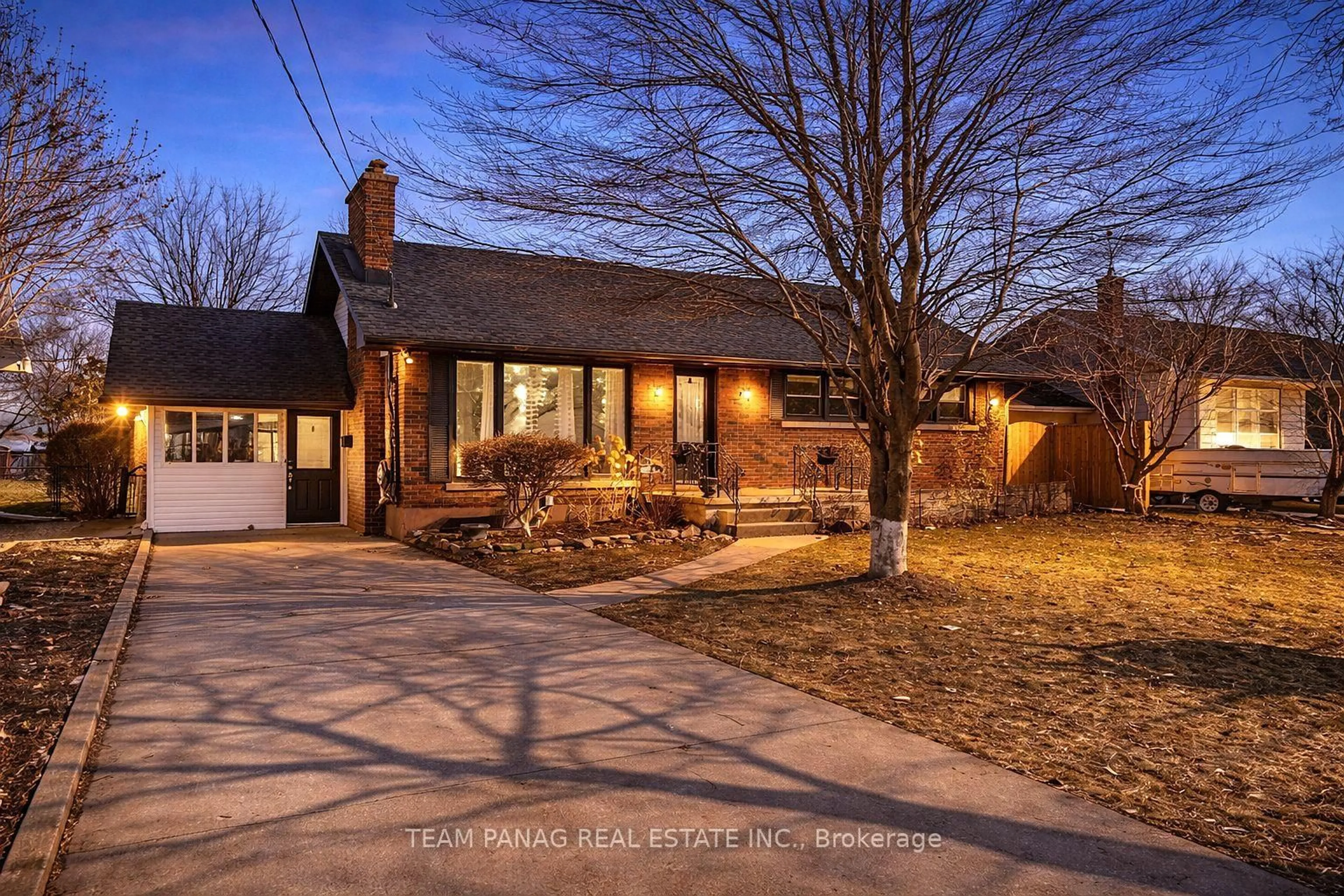 Home with brick exterior material, street for 24 Brisbane Glen, St. Catharines Ontario L2N 3K9