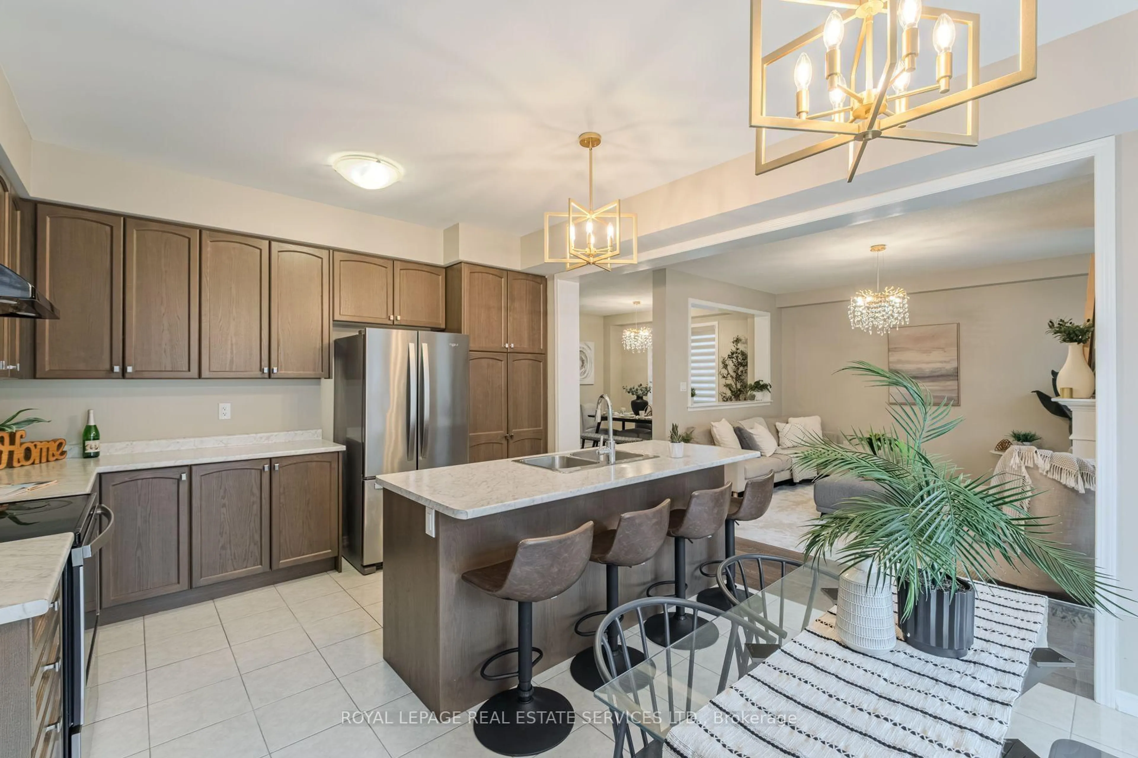 Open concept kitchen, ceramic/tile floor for 76 Cooke Ave, Brantford Ontario N3T 0S1