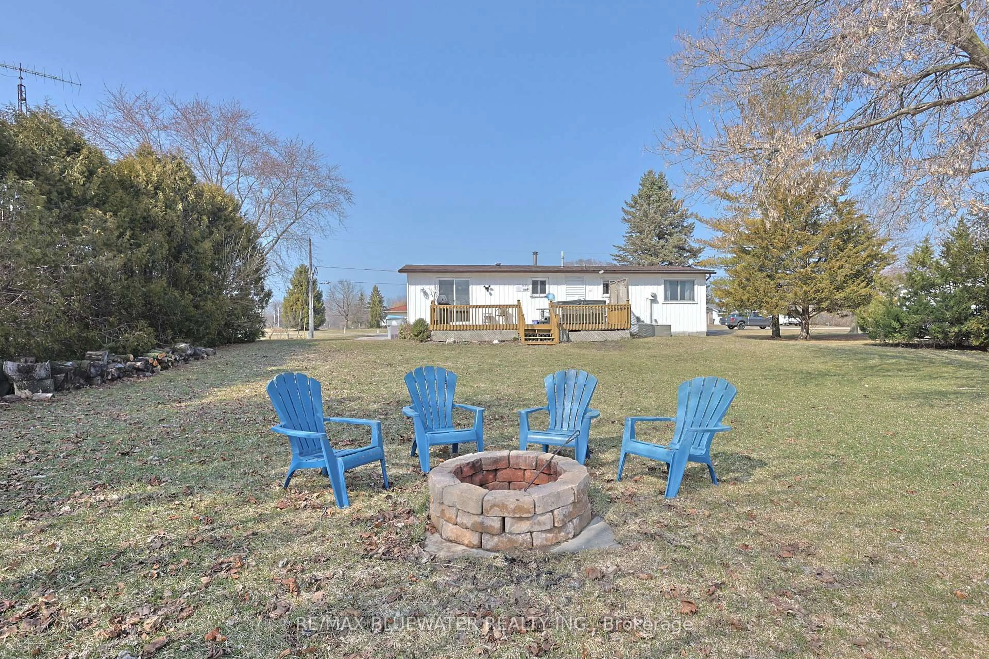 Patio, water/lake/river/ocean view for 9897 Eric St, Lambton Shores Ontario N0M 2N0