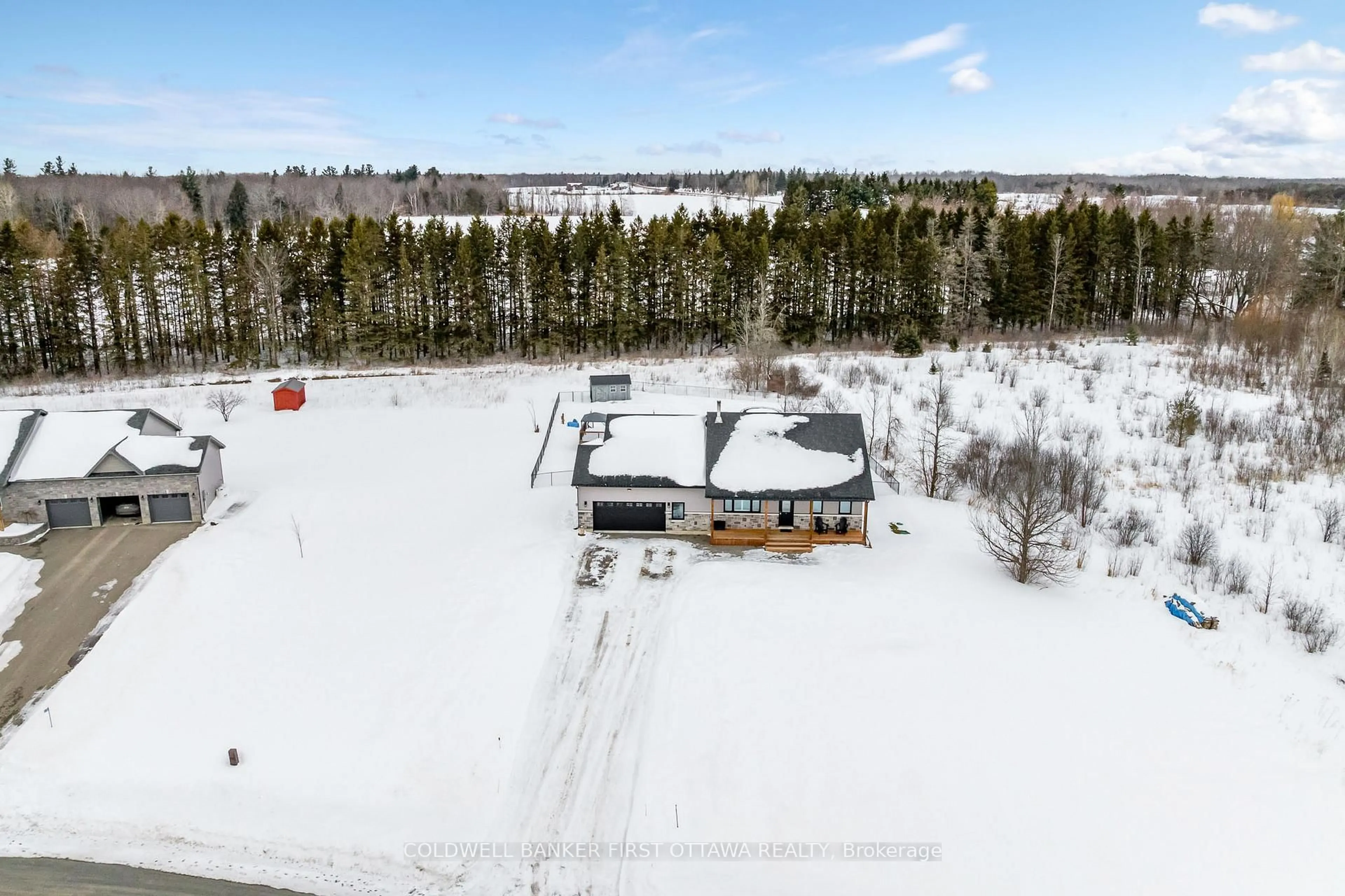 A pic from outside/outdoor area/front of a property/back of a property/a pic from drone, unknown for 120 Stirling Cres, North Grenville Ontario K0G 1J0