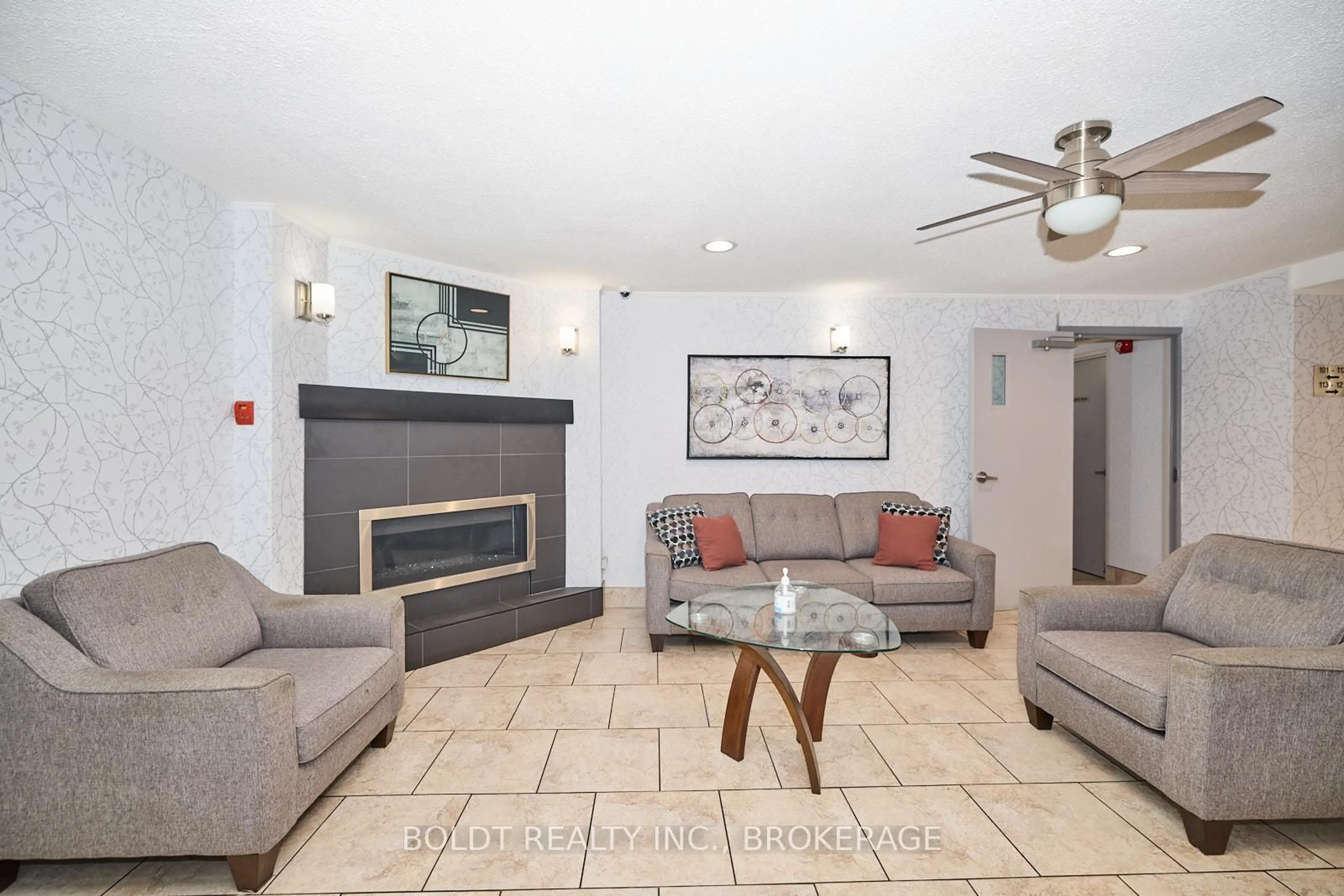 Living room with furniture, unknown for 198 Scott St #219, St. Catharines Ontario L2N 5T3