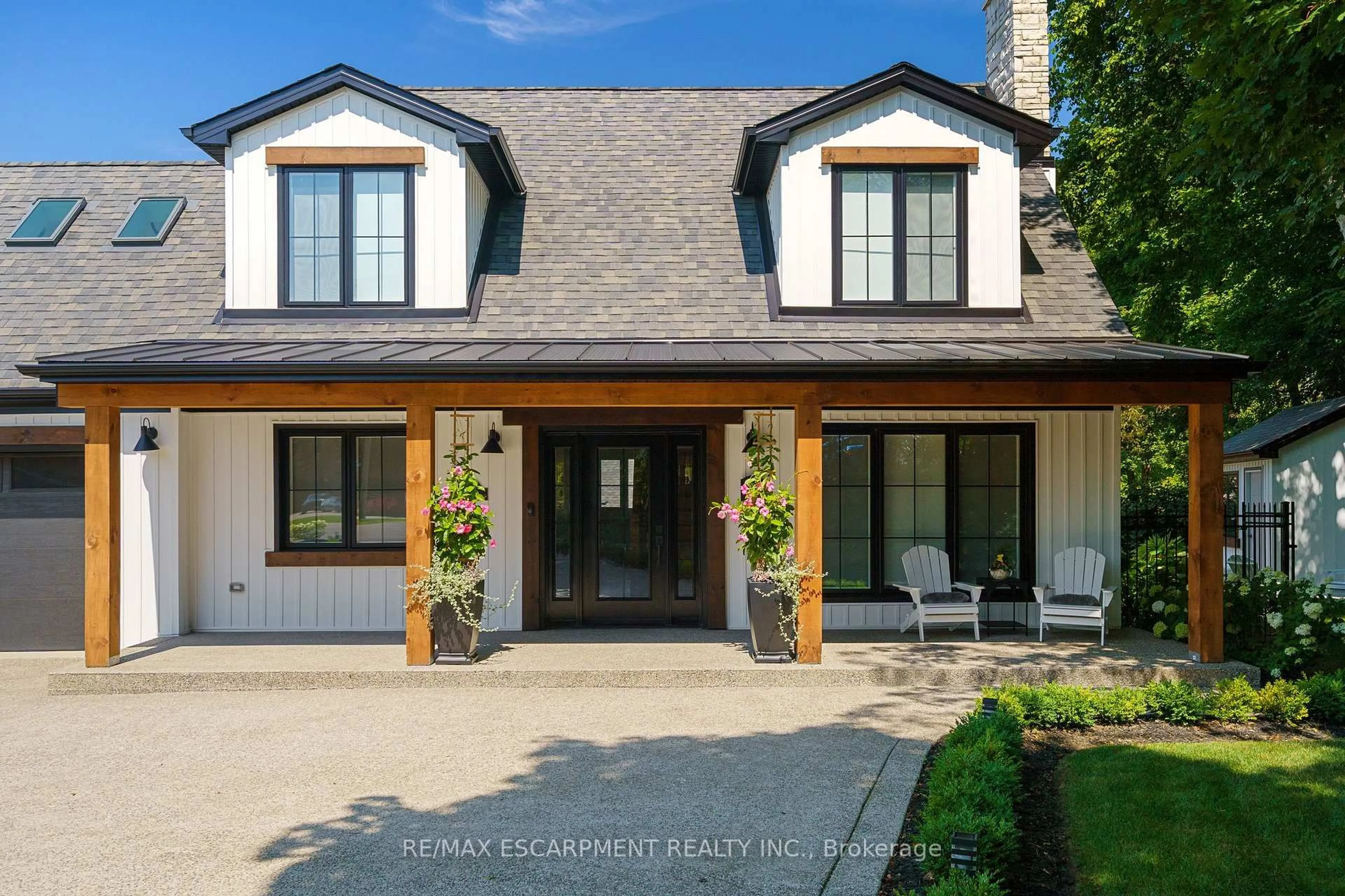 Home with brick exterior material, street for 204 FALLING BROOK Dr, Hamilton Ontario L9G 1E6