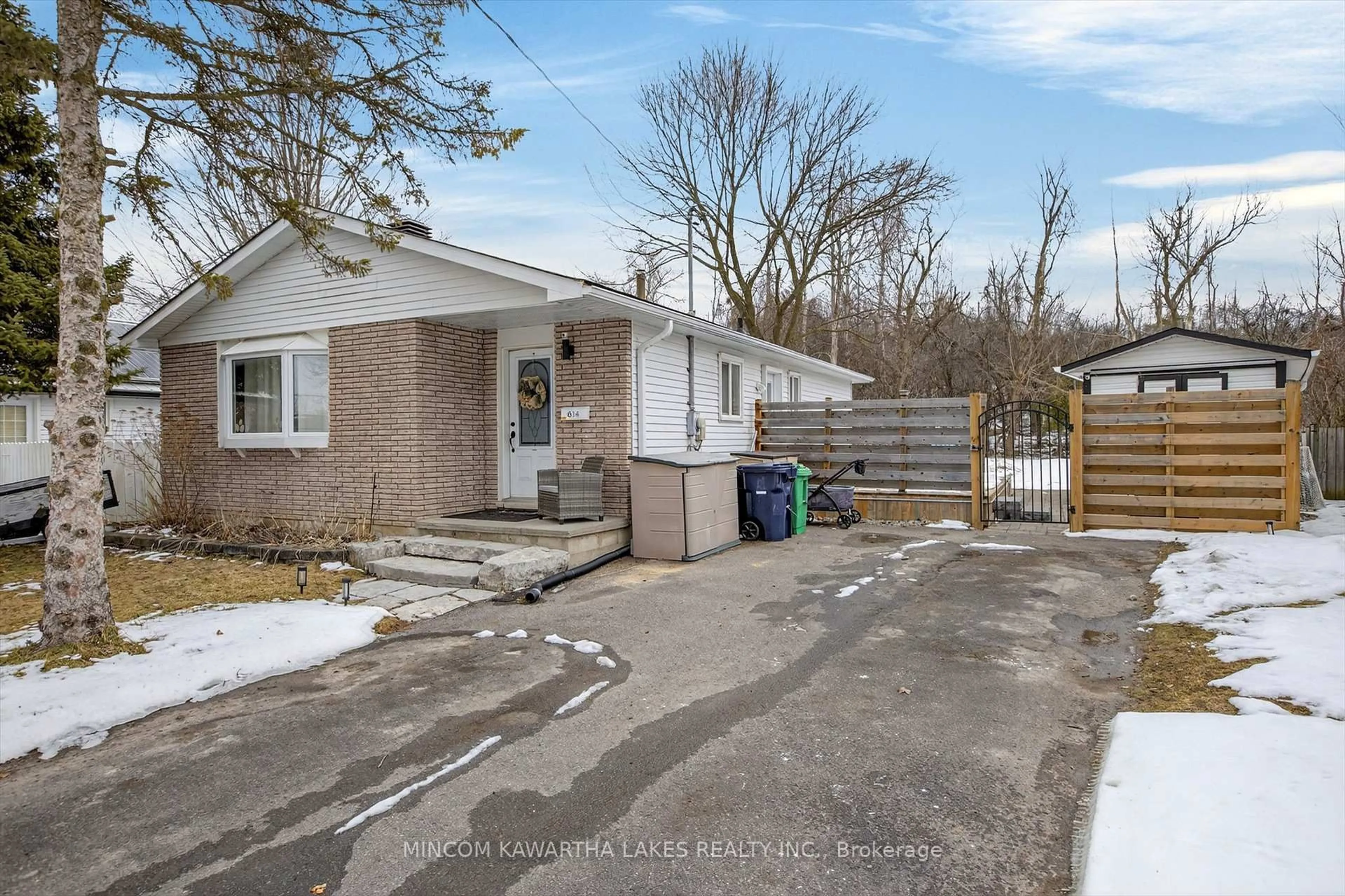 A pic from outside/outdoor area/front of a property/back of a property/a pic from drone, street for 614 Corrigan Cres, Peterborough Ontario K9J 7N8