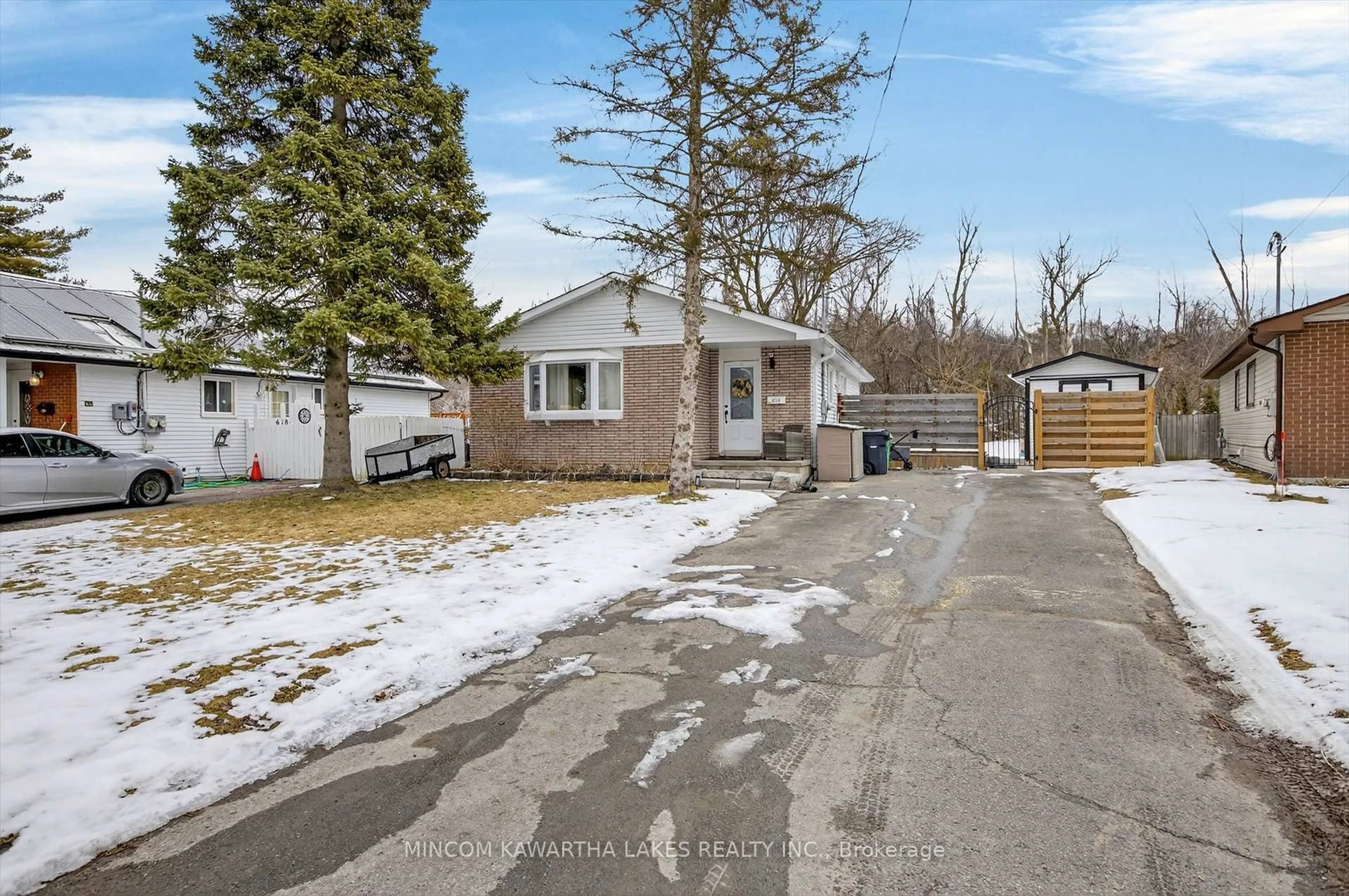 A pic from outside/outdoor area/front of a property/back of a property/a pic from drone, street for 614 Corrigan Cres, Peterborough Ontario K9J 7N8