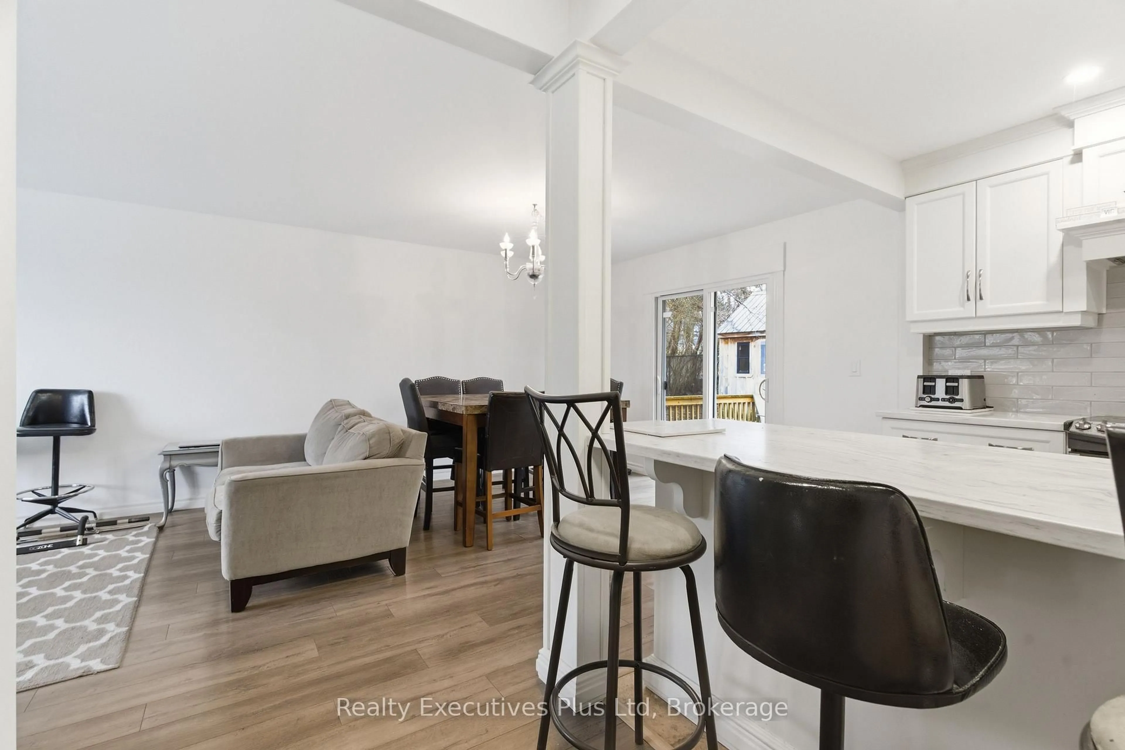 Open concept kitchen, unknown for 90 Western Ave, Guelph Ontario N1H 6A8