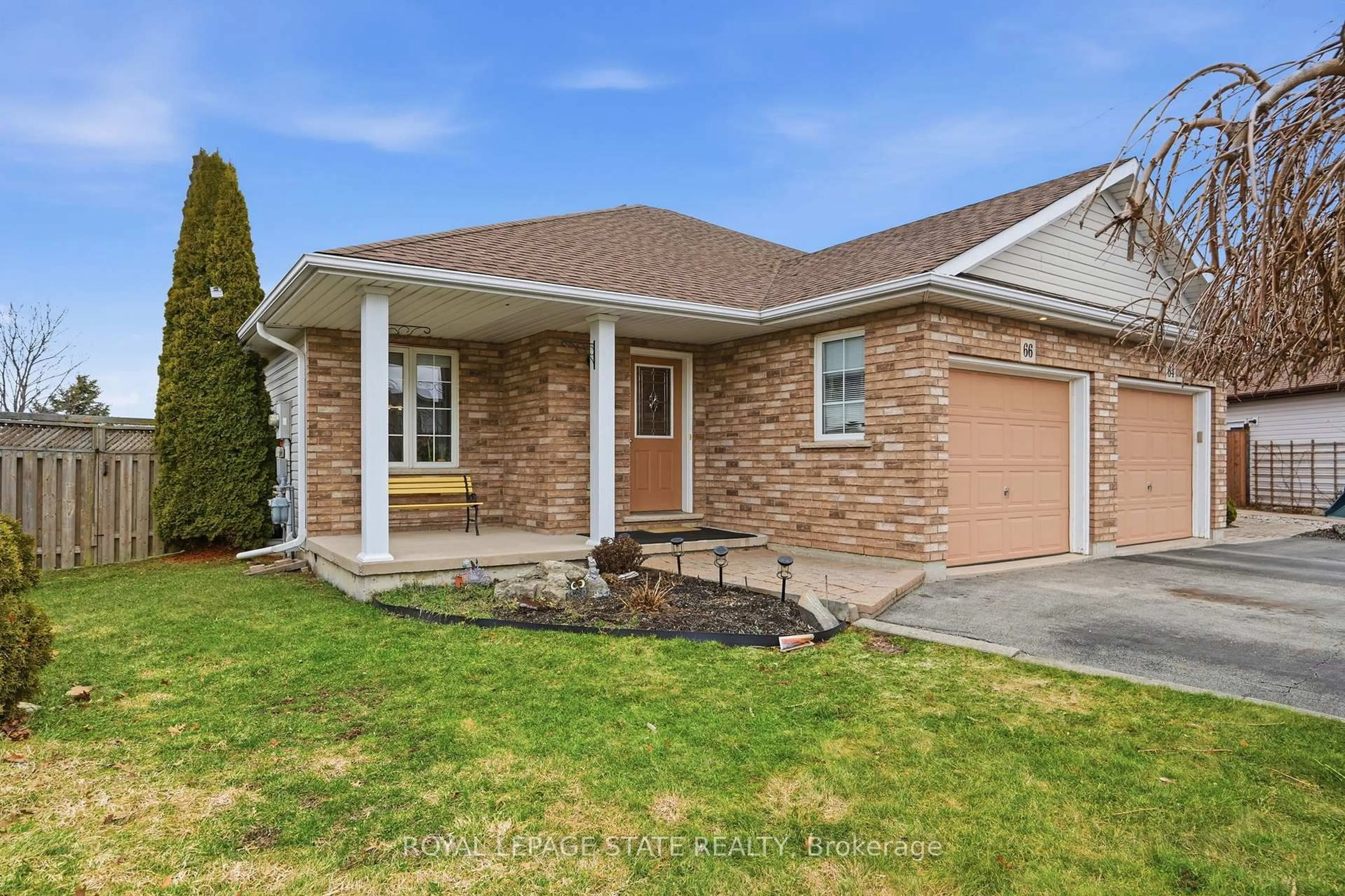 Home with brick exterior material, street for 66 Golden Acres Dr, West Lincoln Ontario L0R 2A0