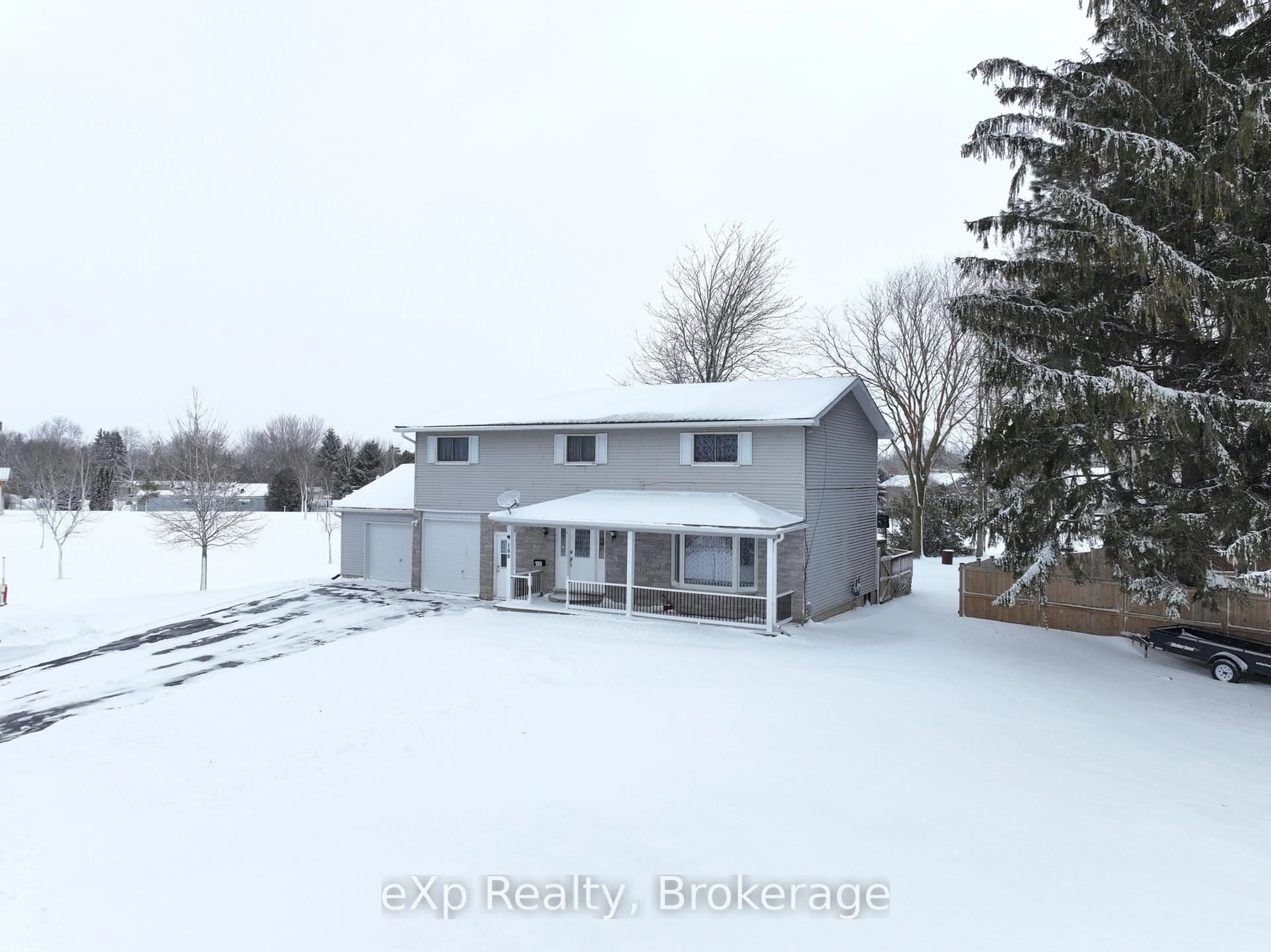 A pic from outside/outdoor area/front of a property/back of a property/a pic from drone, street for 100 Arthur St, Minto Ontario N0G 2P0