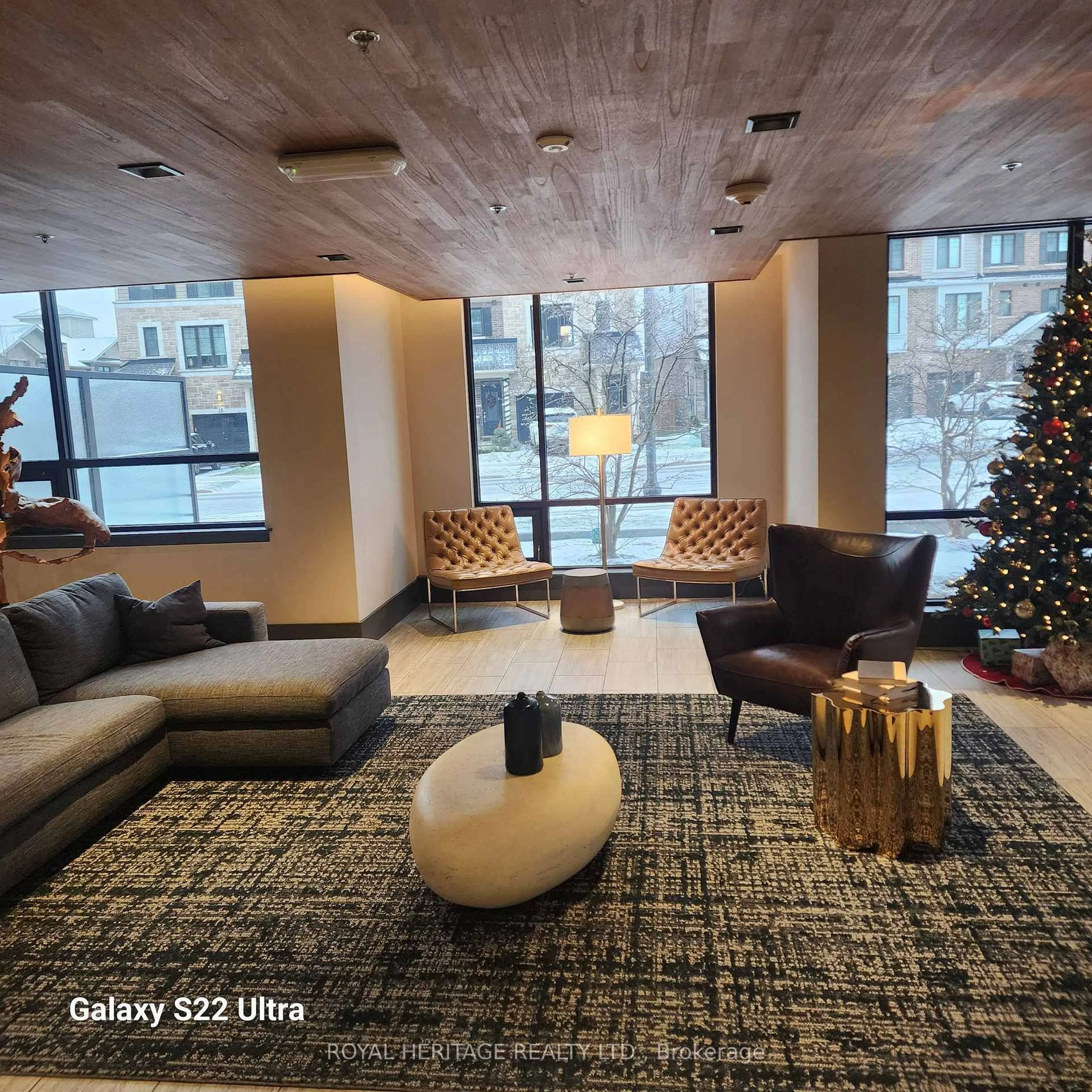 Lobby for 10 Esplanade Lane #513, Grimsby Ontario L3M 0H1