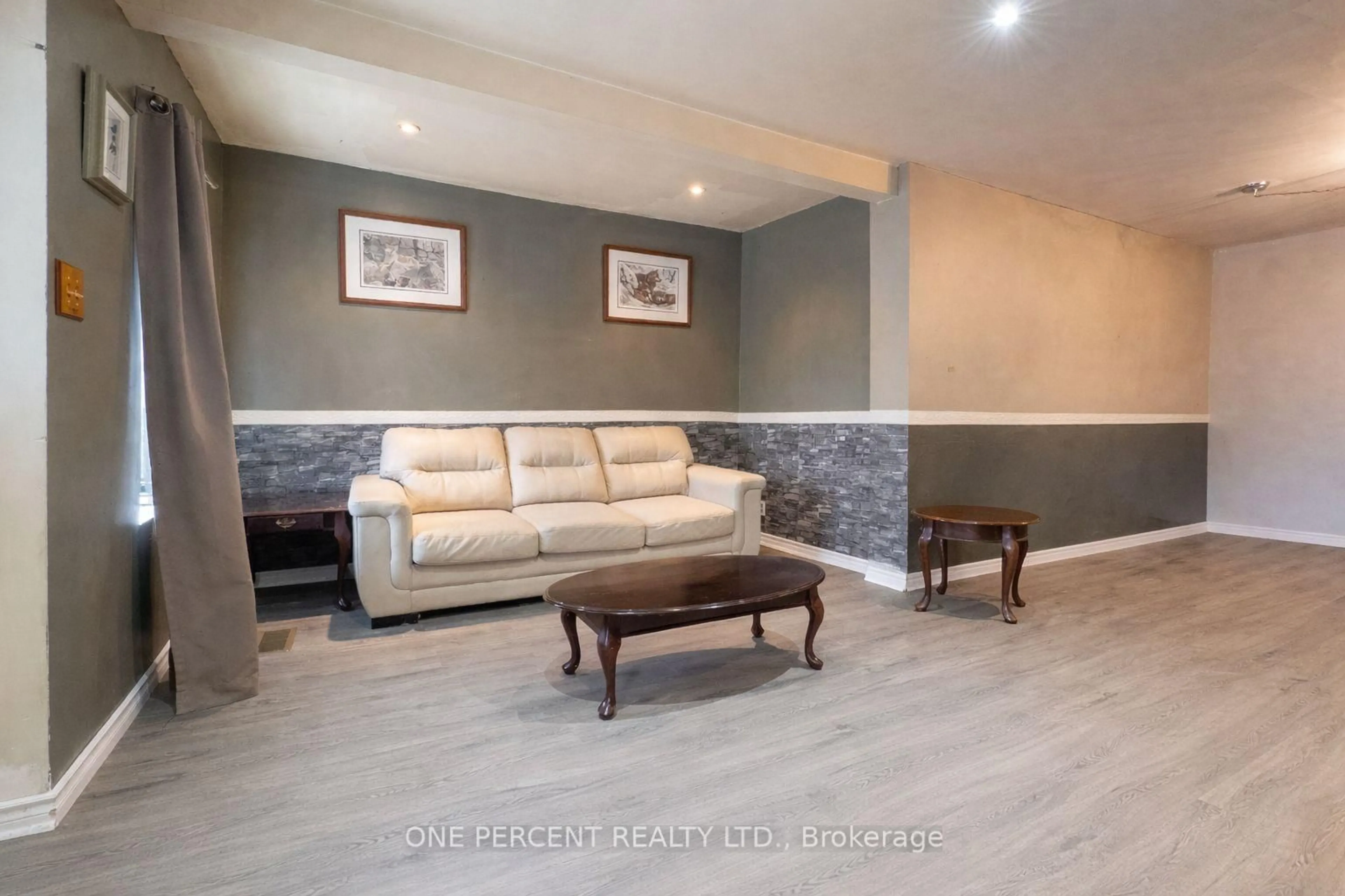 Living room with furniture, unknown for 90 Palace Rd, Greater Napanee Ontario K7R 3B3