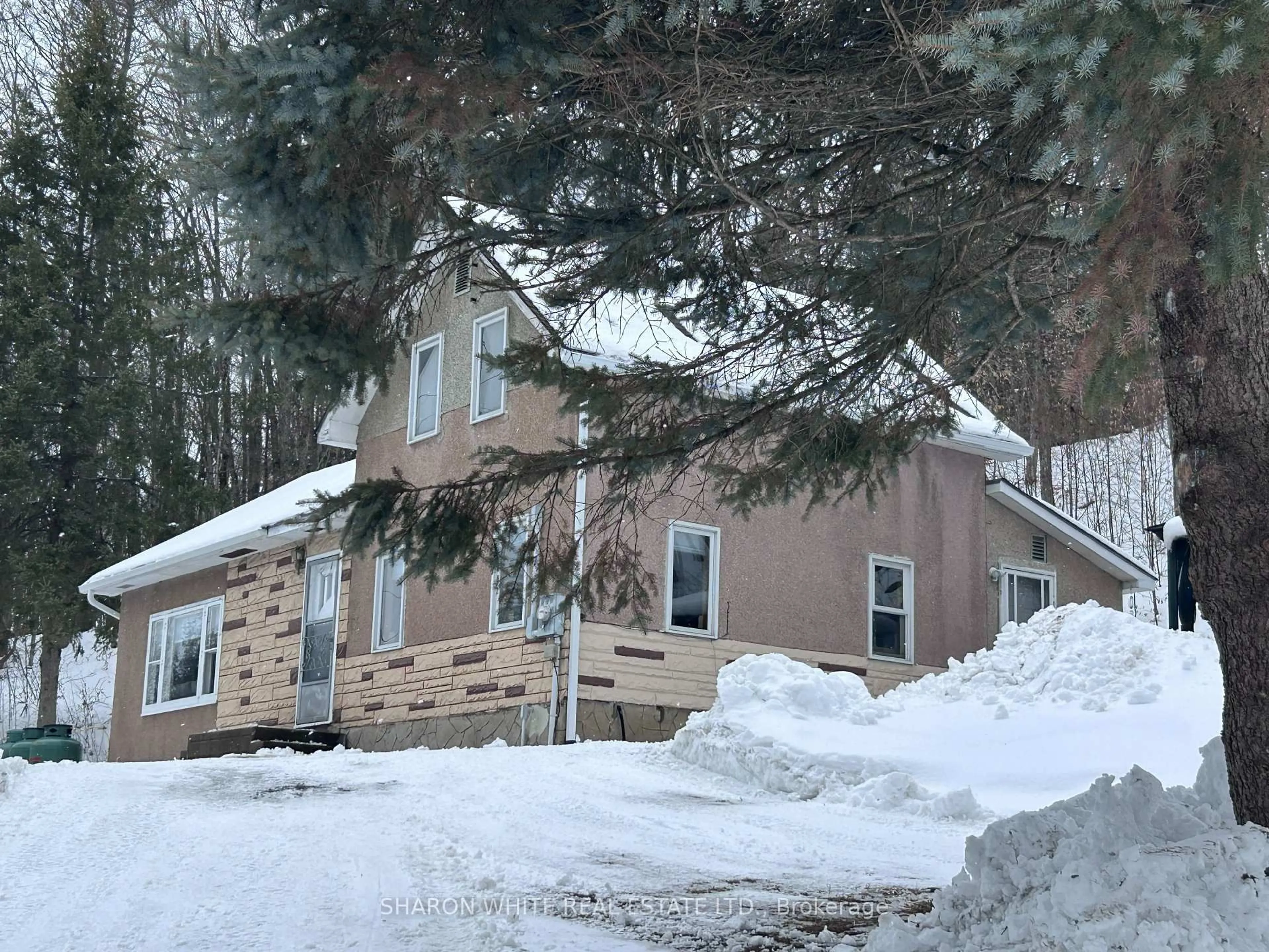 Unknown for 192 Monck St, Bancroft Ontario K0L 1C0