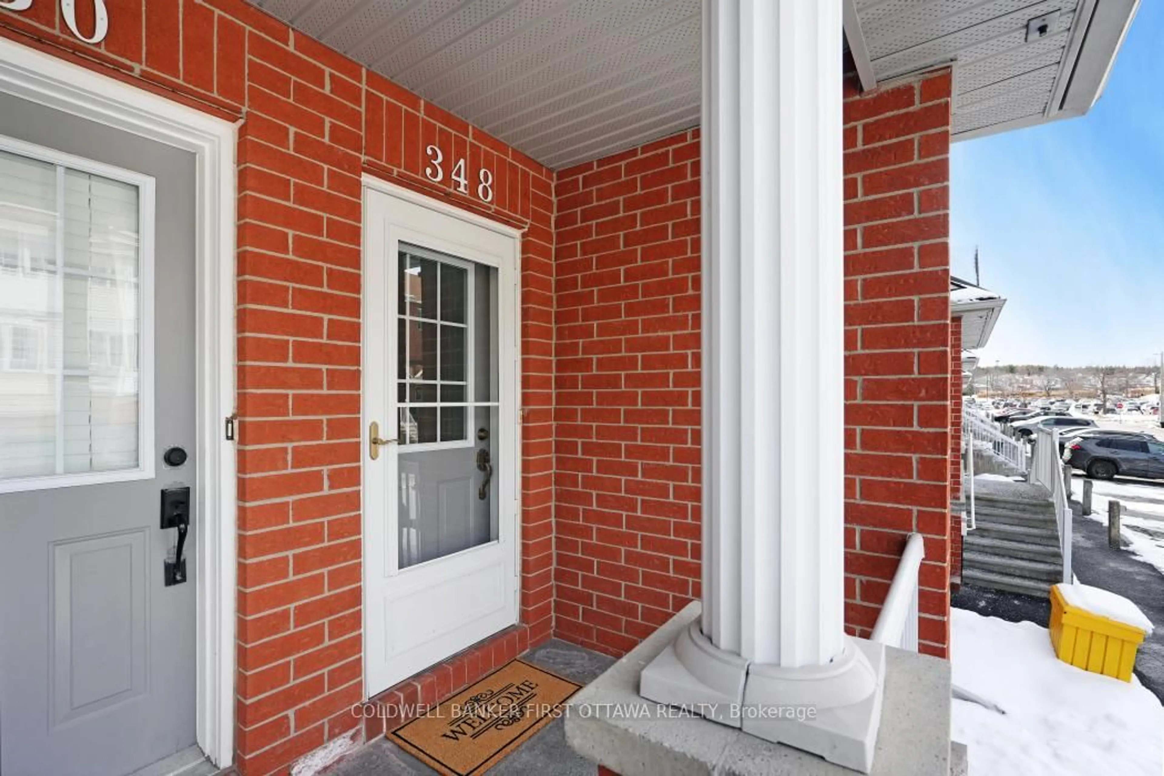 Unknown for 348 Wiffen Private, Ottawa Ontario K2H 1G4