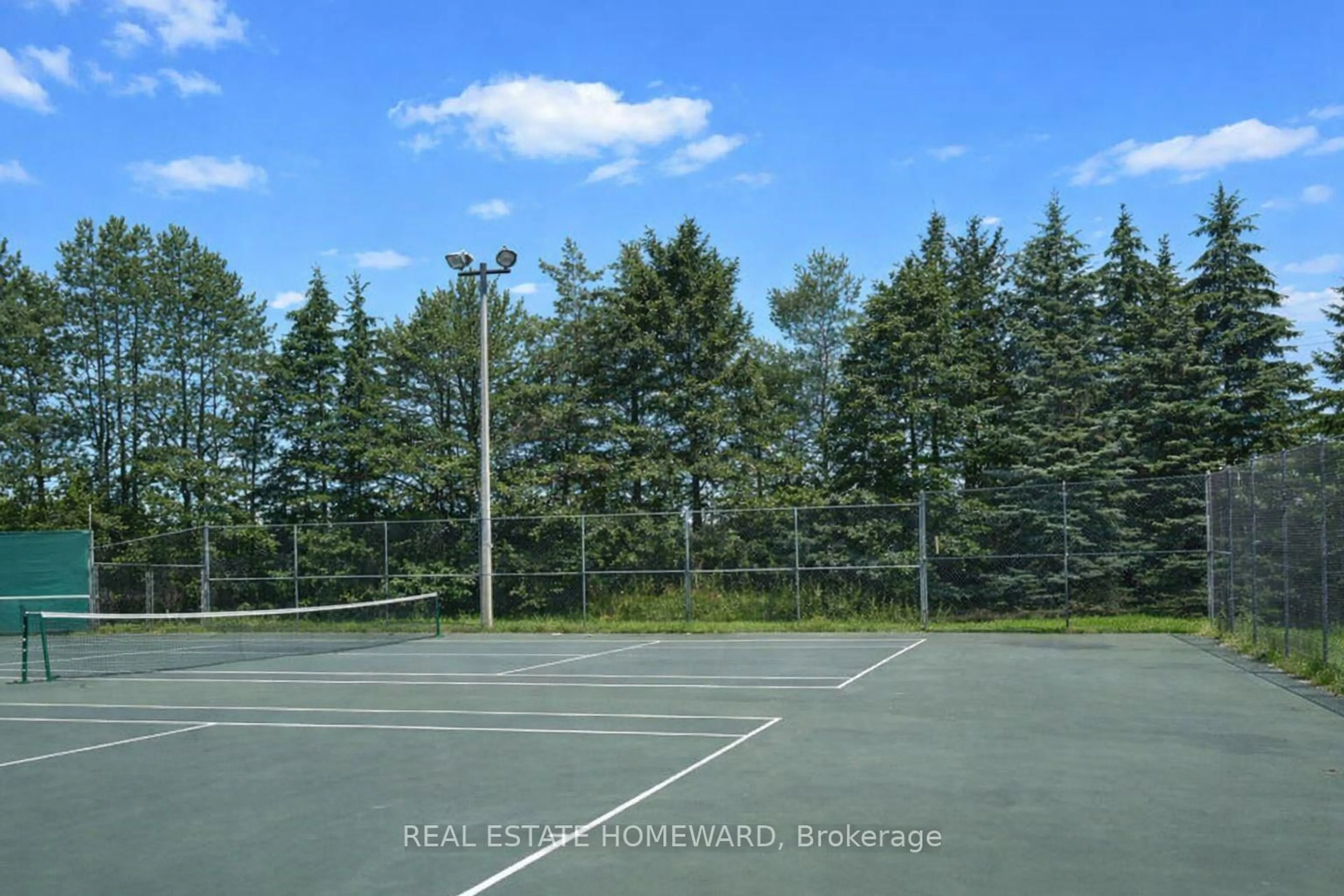 Unknown for 20 Combermere Cres, Waterloo Ontario N2L 5B1