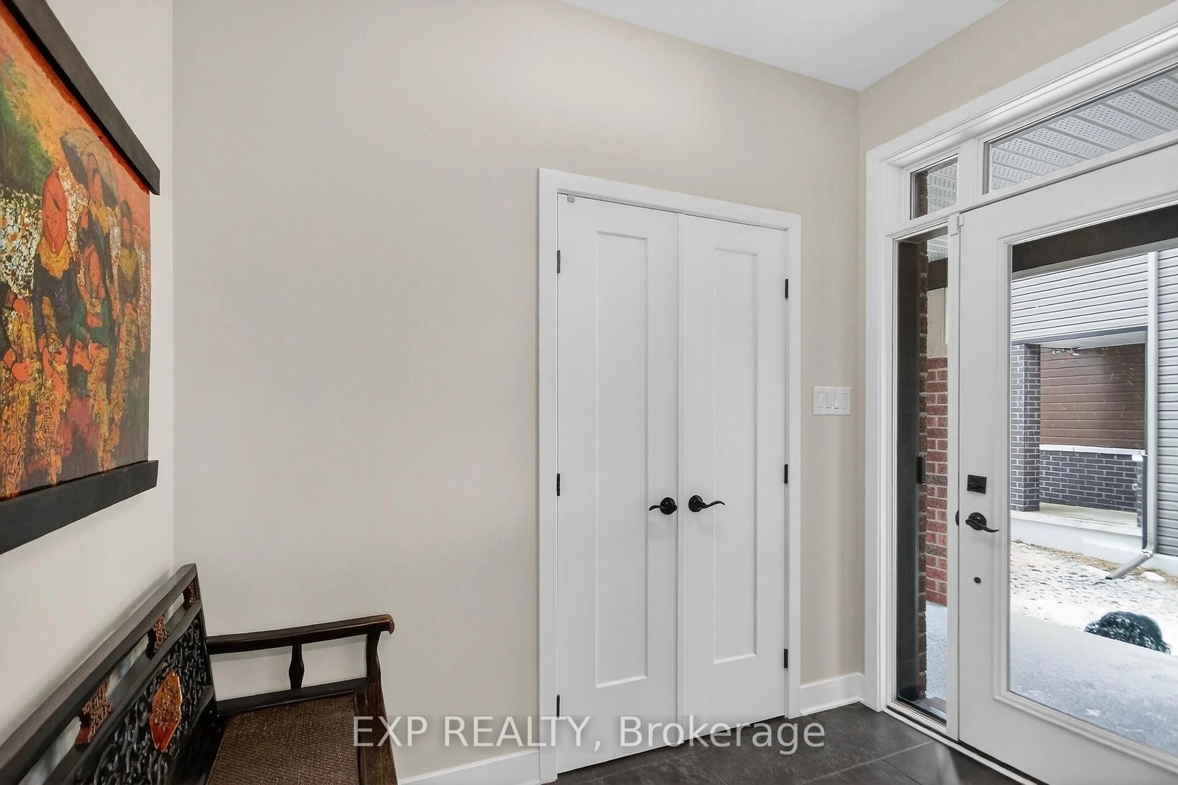 Indoor entryway for 169 Bristol Cres, North Grenville Ontario K0G 1J0