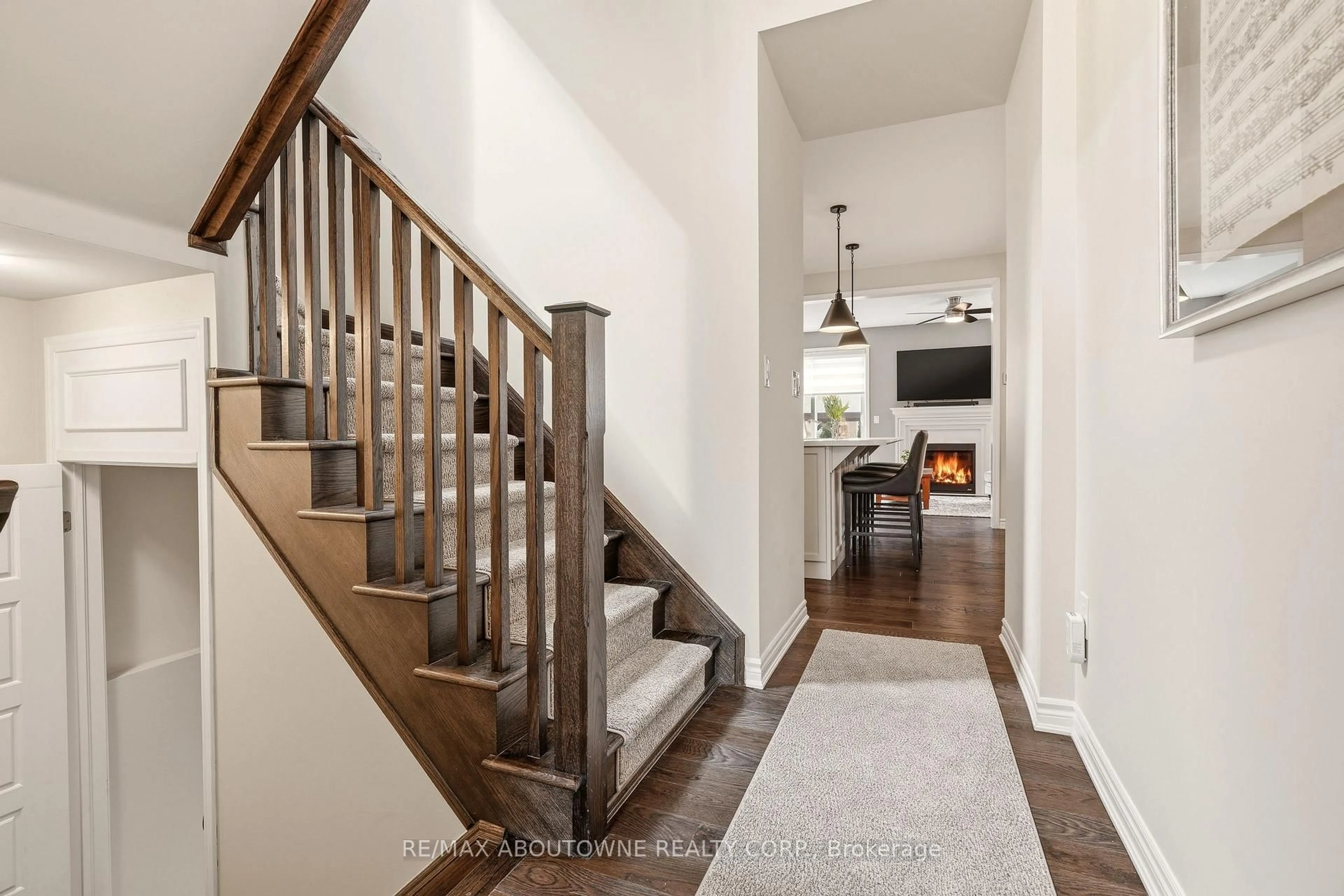 Unknown for 130 Stillwater Cres, Hamilton Ontario L0R 2H1