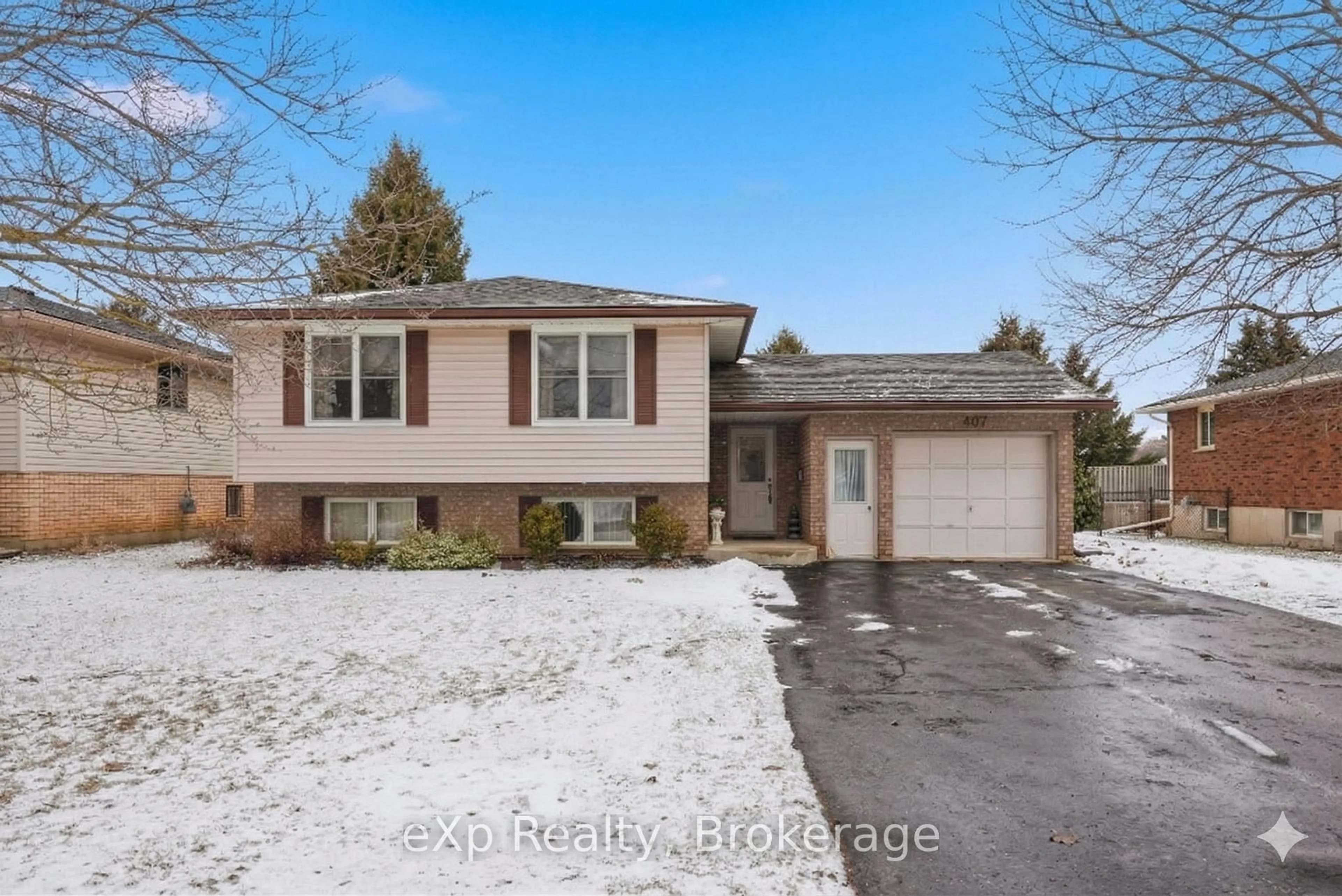 Unknown for 407 Durham St, Wellington North Ontario N0G 2L2