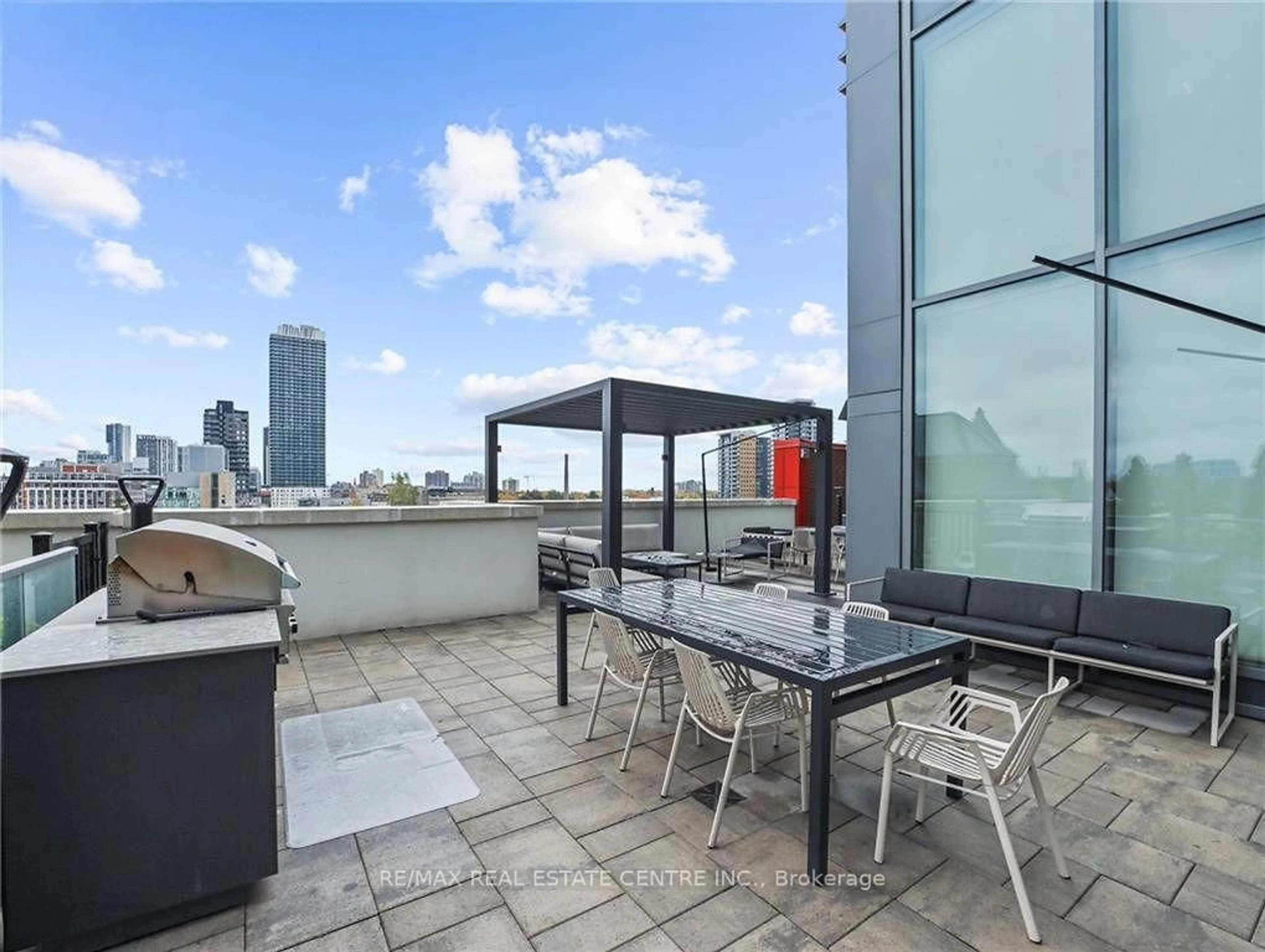 Patio, city buildings view from balcony for 5 Wellington St #904, Kitchener Ontario N2G 0E3