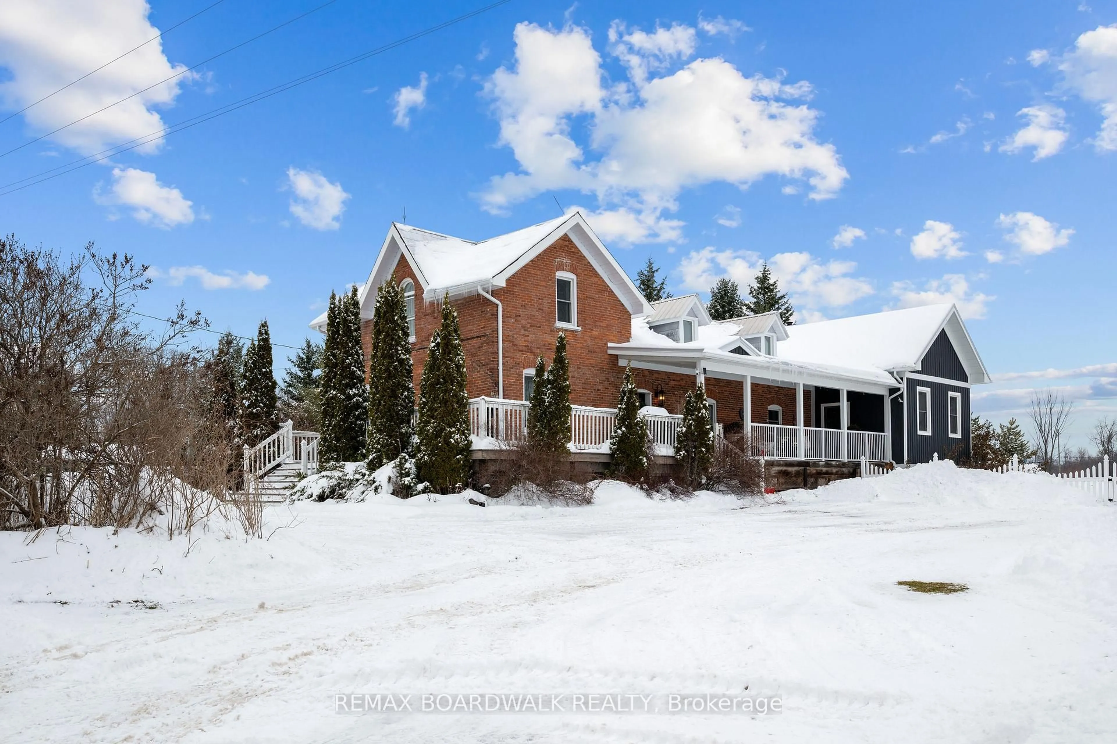 A pic from outside/outdoor area/front of a property/back of a property/a pic from drone, unknown for 35 County Road #1 Rd, Elizabethtown-Kitley Ontario K0E 1Y0