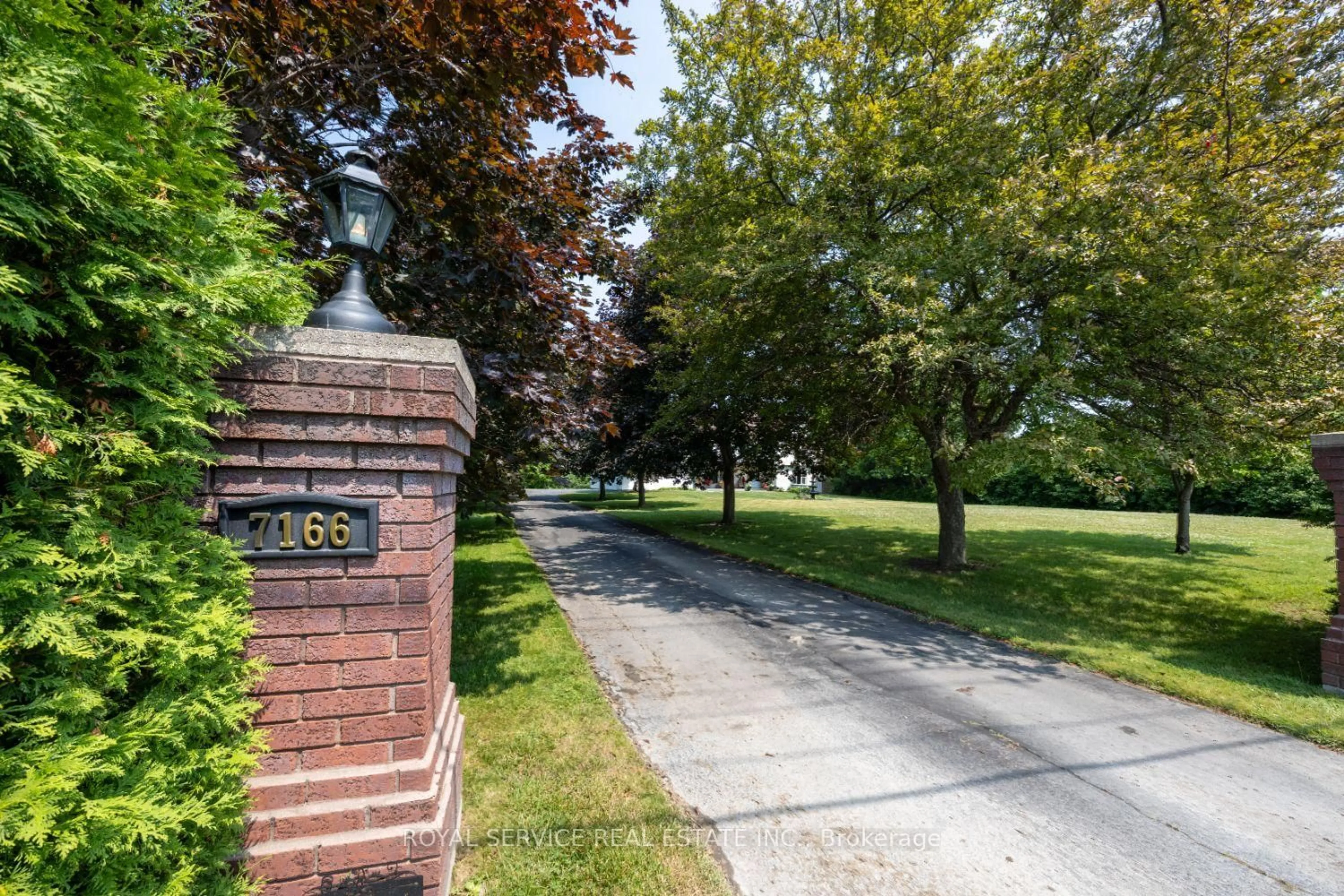 Unknown for 7166 Dale Rd, Hamilton Township Ontario L1A 3V6