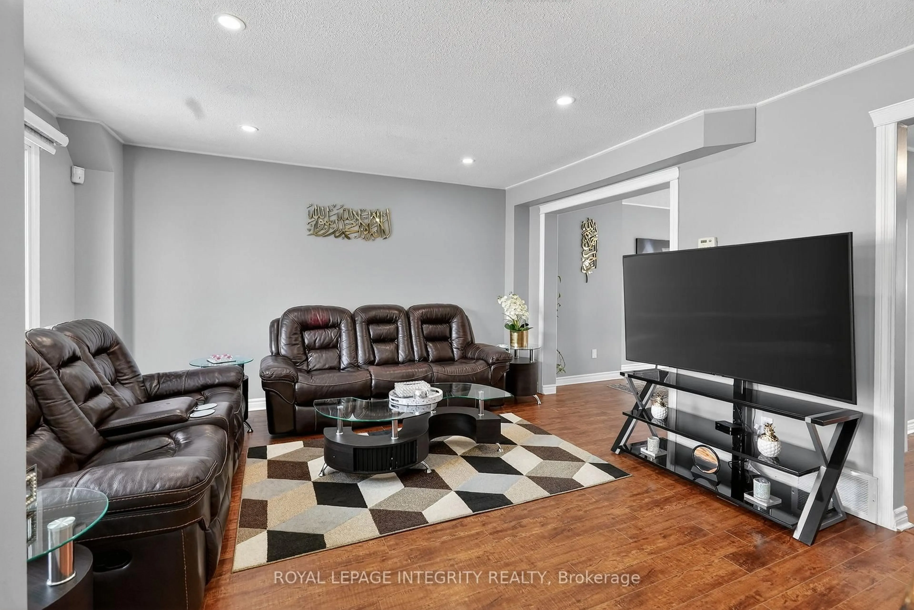 Living room with furniture, unknown for 3180 Bannon Way #85, Ottawa Ontario K1T 1T1