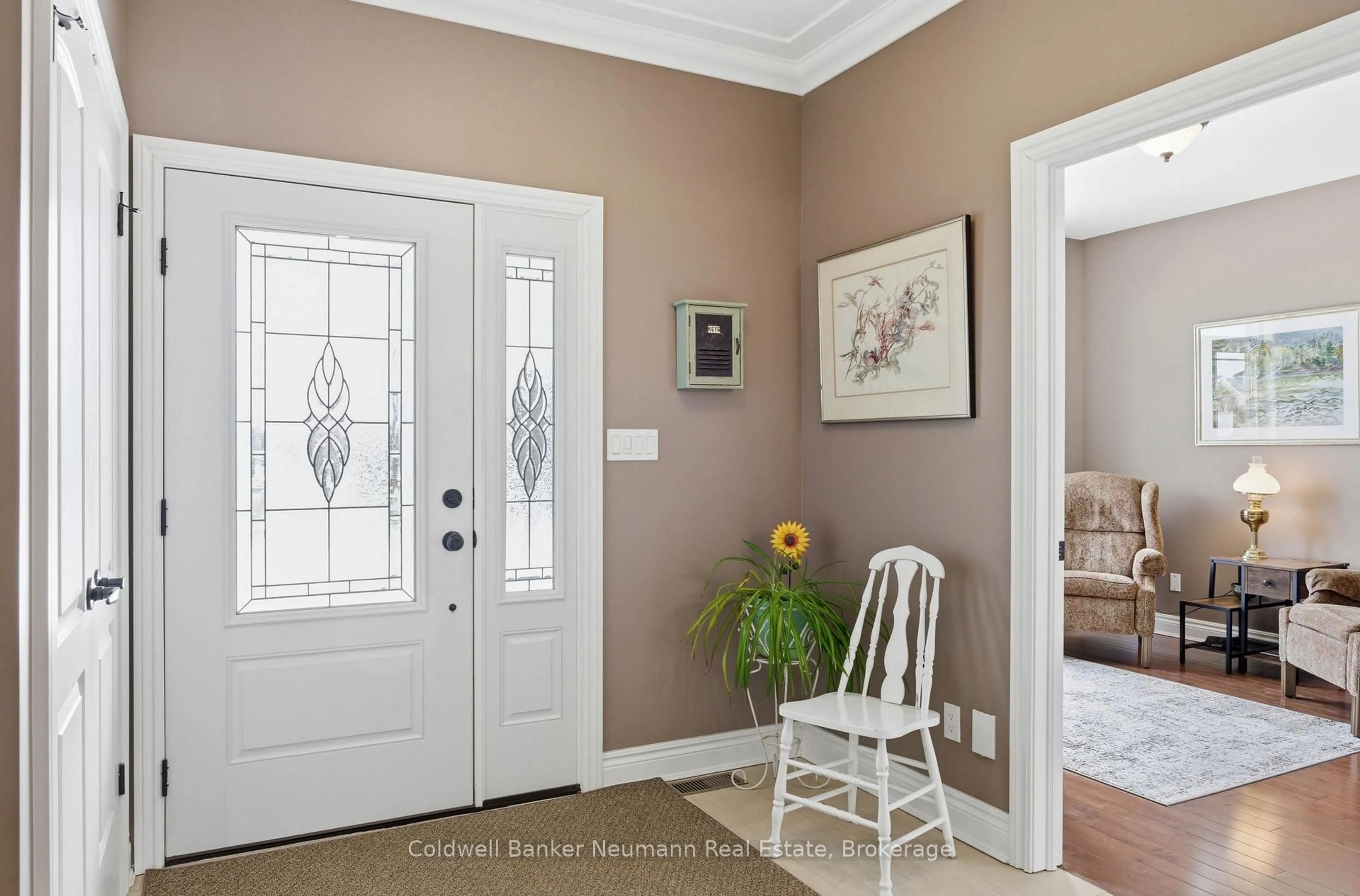 Indoor entryway for 12 Brown St, Minto Ontario N0G 1M0