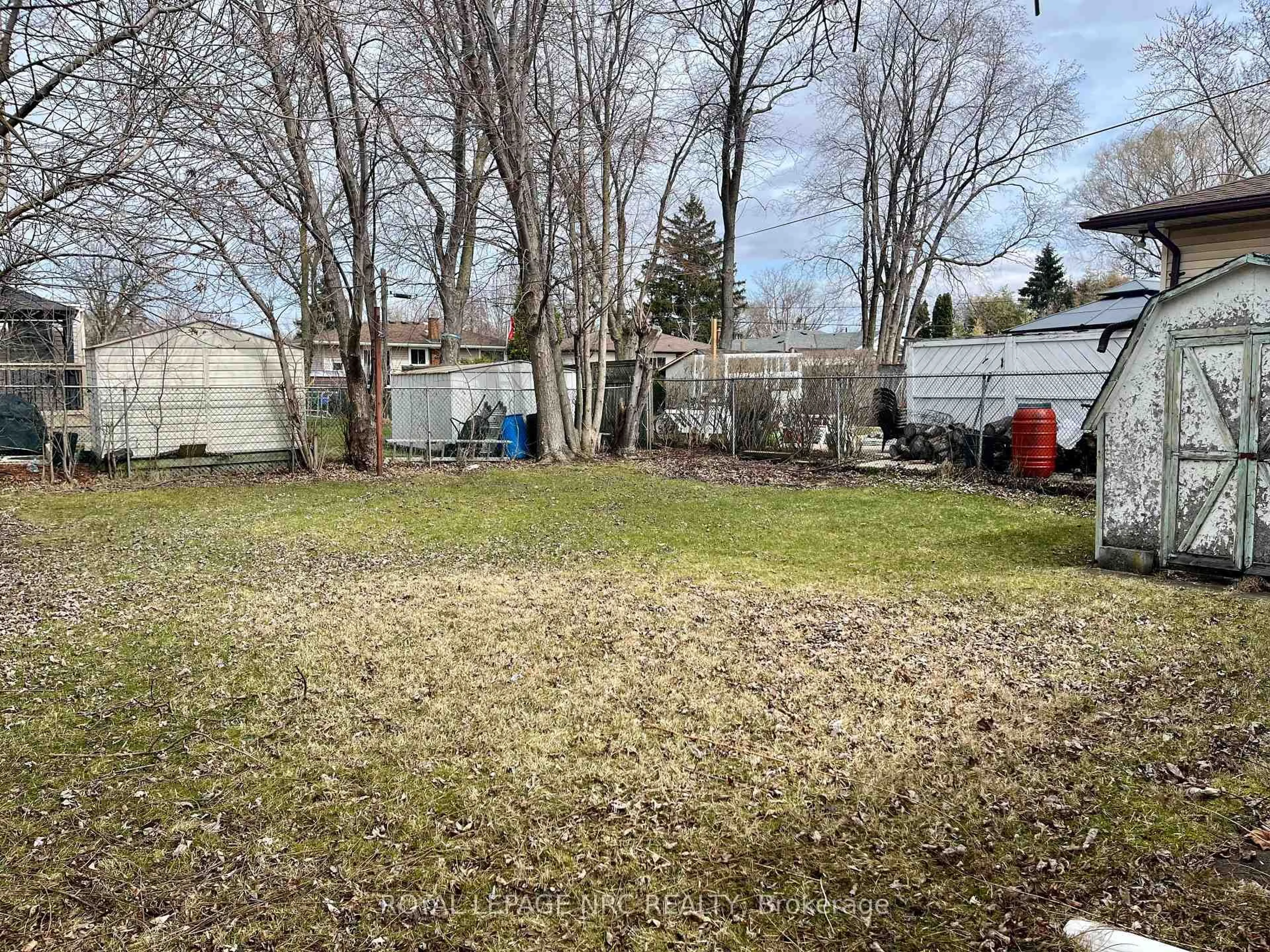 Shed for 5 Greenwood Ave, St. Catharines Ontario L2P 1X7