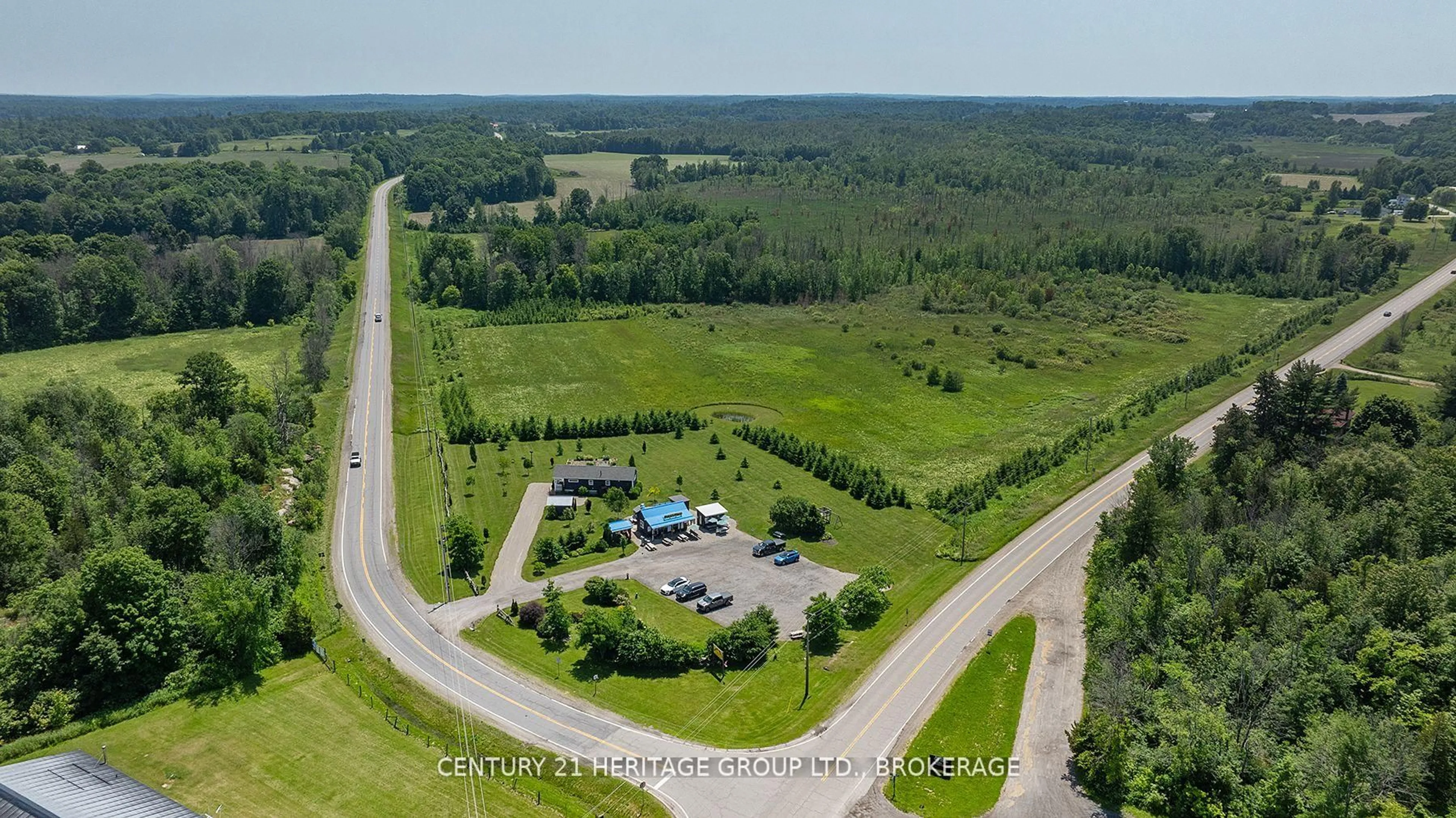 A pic from outside/outdoor area/front of a property/back of a property/a pic from drone, unknown for 3756 COUNTY ROAD 3, Leeds and the Thousand Islands Ontario K0K 1N0
