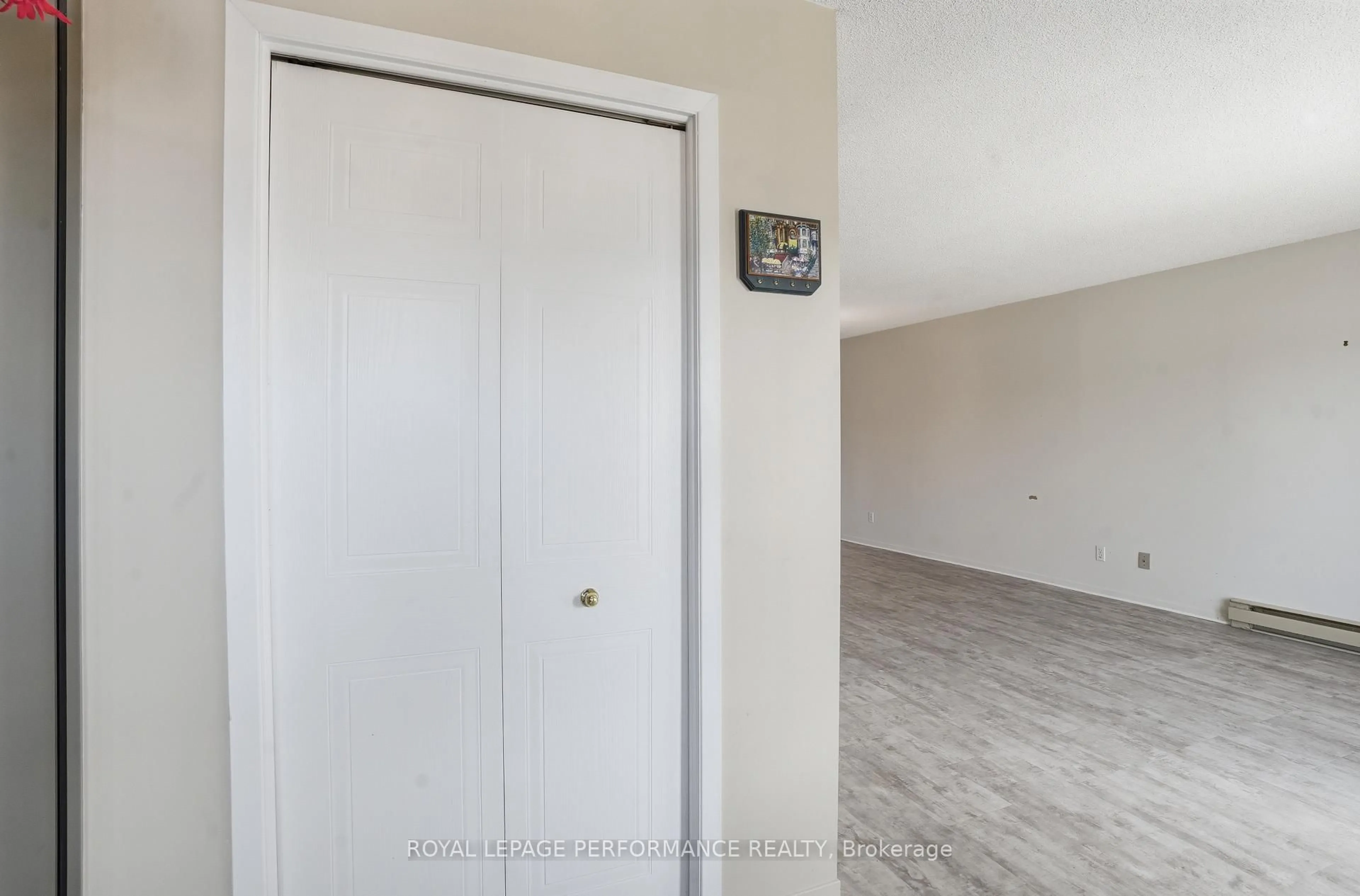 Unknown for 367 Spence Ave #5, Hawkesbury Ontario K6A 3M6