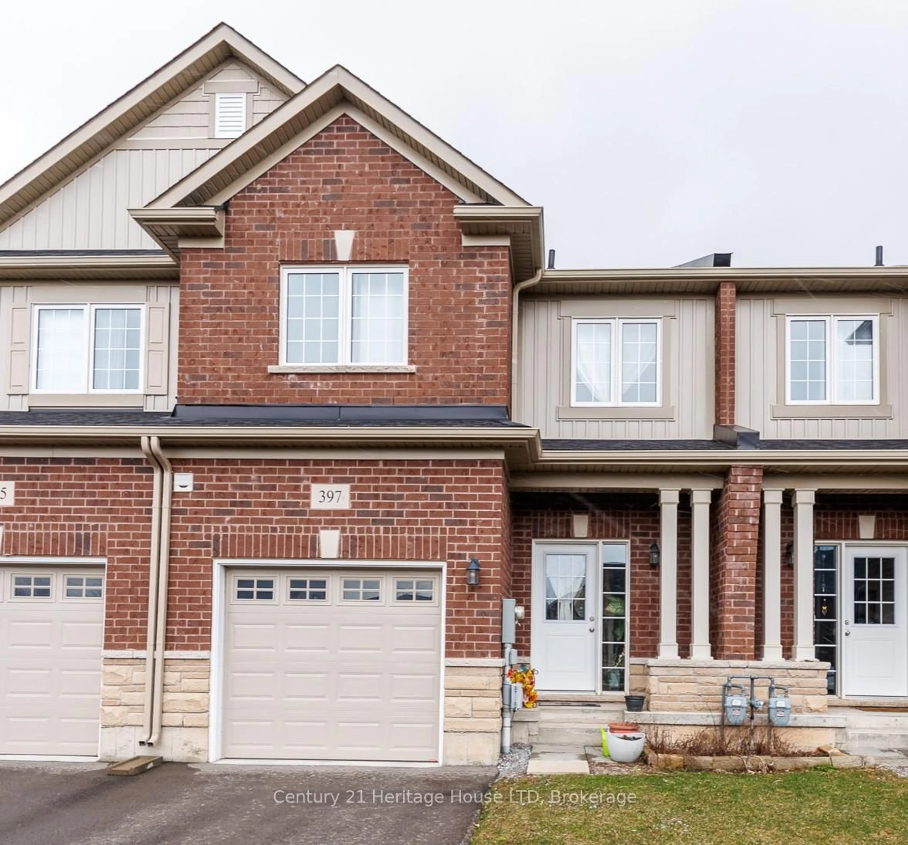 Home with brick exterior material, street for 397 Hummel Cres, Fort Erie Ontario L2A 0E8