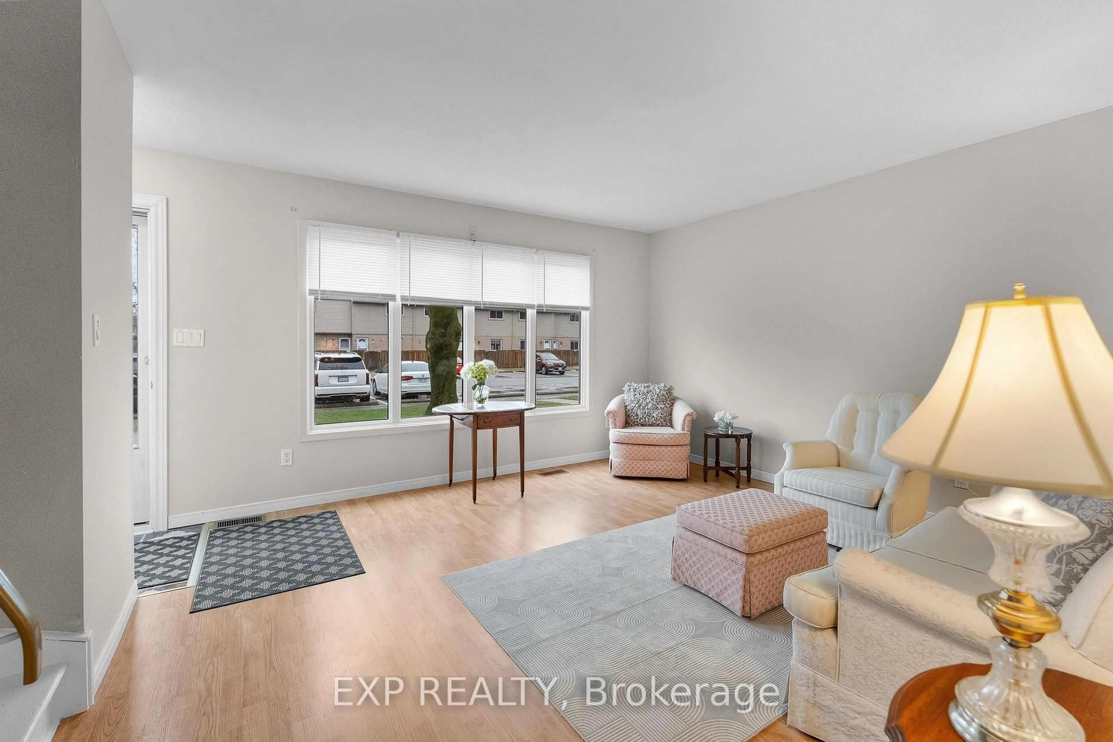 Living room with furniture, unknown for 4215 Meadowvale Dr #19, Niagara Falls Ontario L2E 5W8