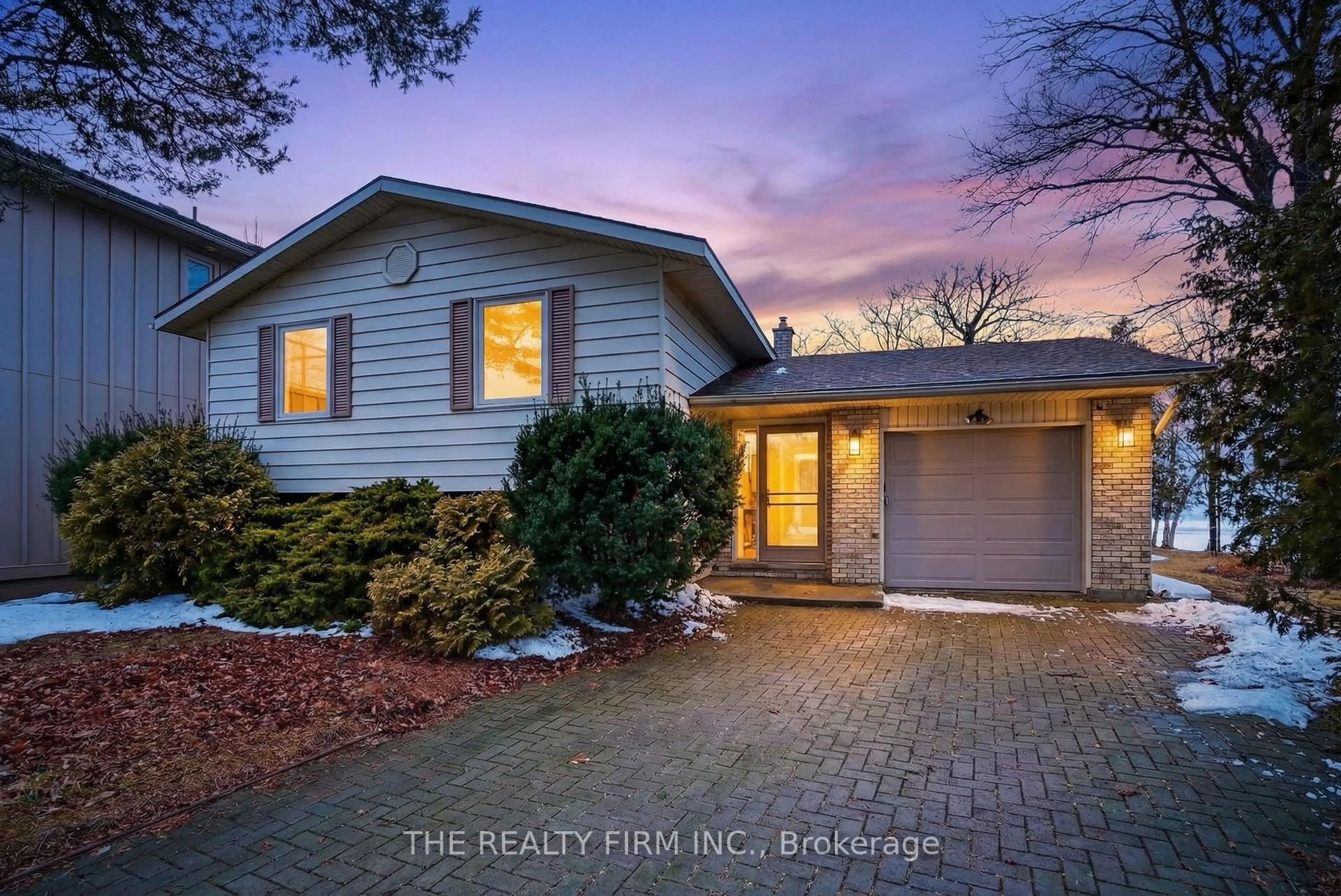 Home with vinyl exterior material, street for 4084 Bluepoint Dr, Plympton-Wyoming Ontario N0N 1J6