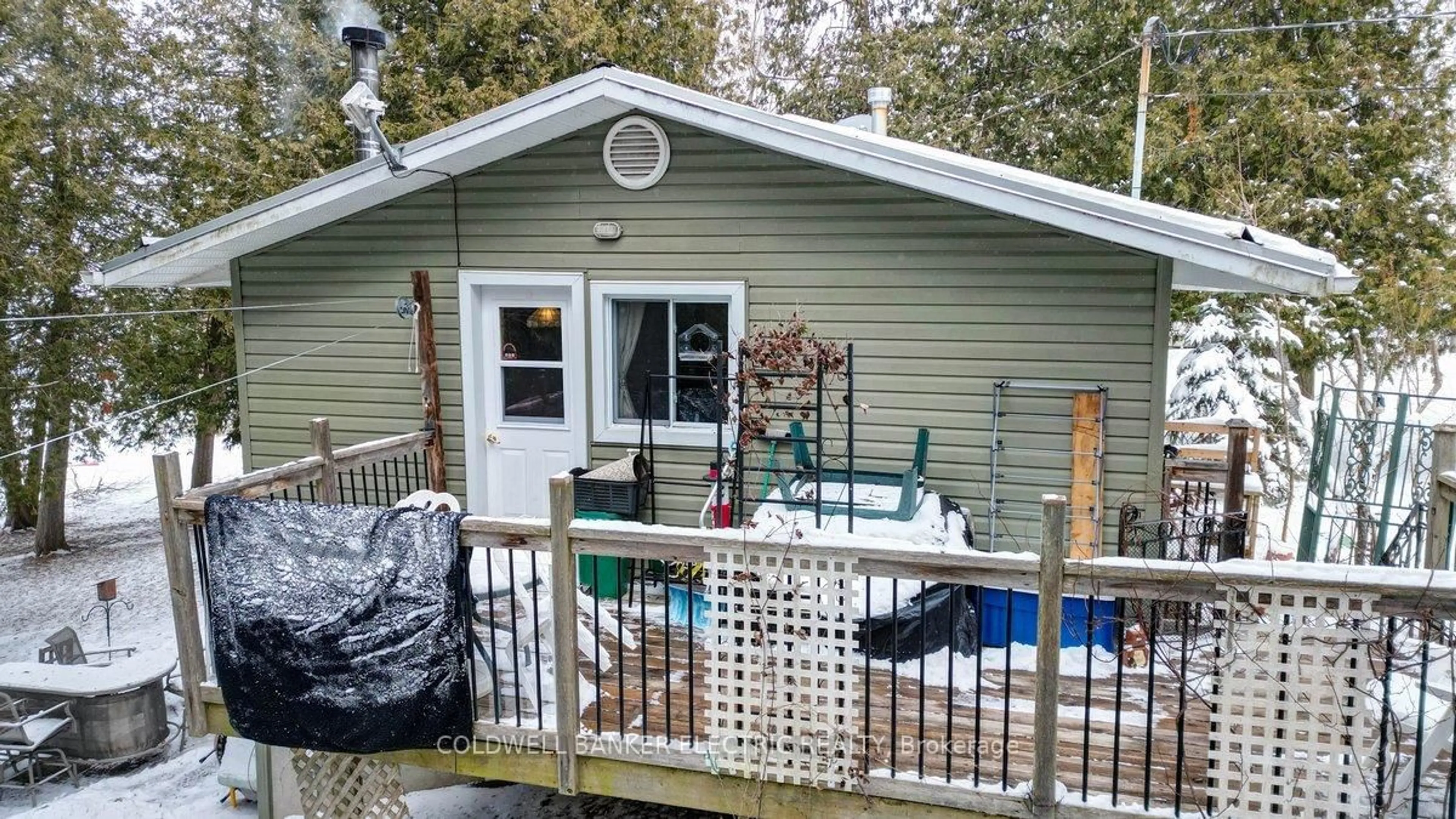 Patio, water/lake/river/ocean view for 6 Leisure Lane, Kawartha Lakes Ontario K9V 4R1